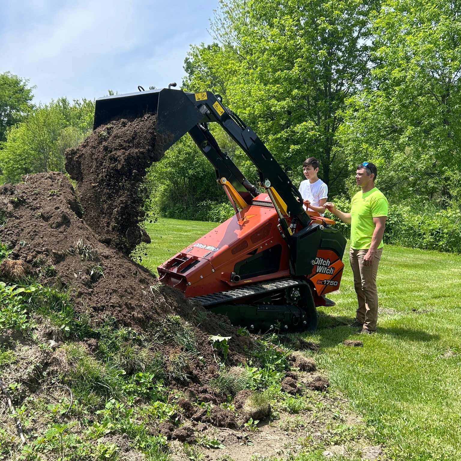Happy Father's Day to Matt, the man, the myth, and THE lengend! And a Happy Father's Day to all you father's out there too!
Enjoy your day! #normanlawnllc #fathersday #familybusiness