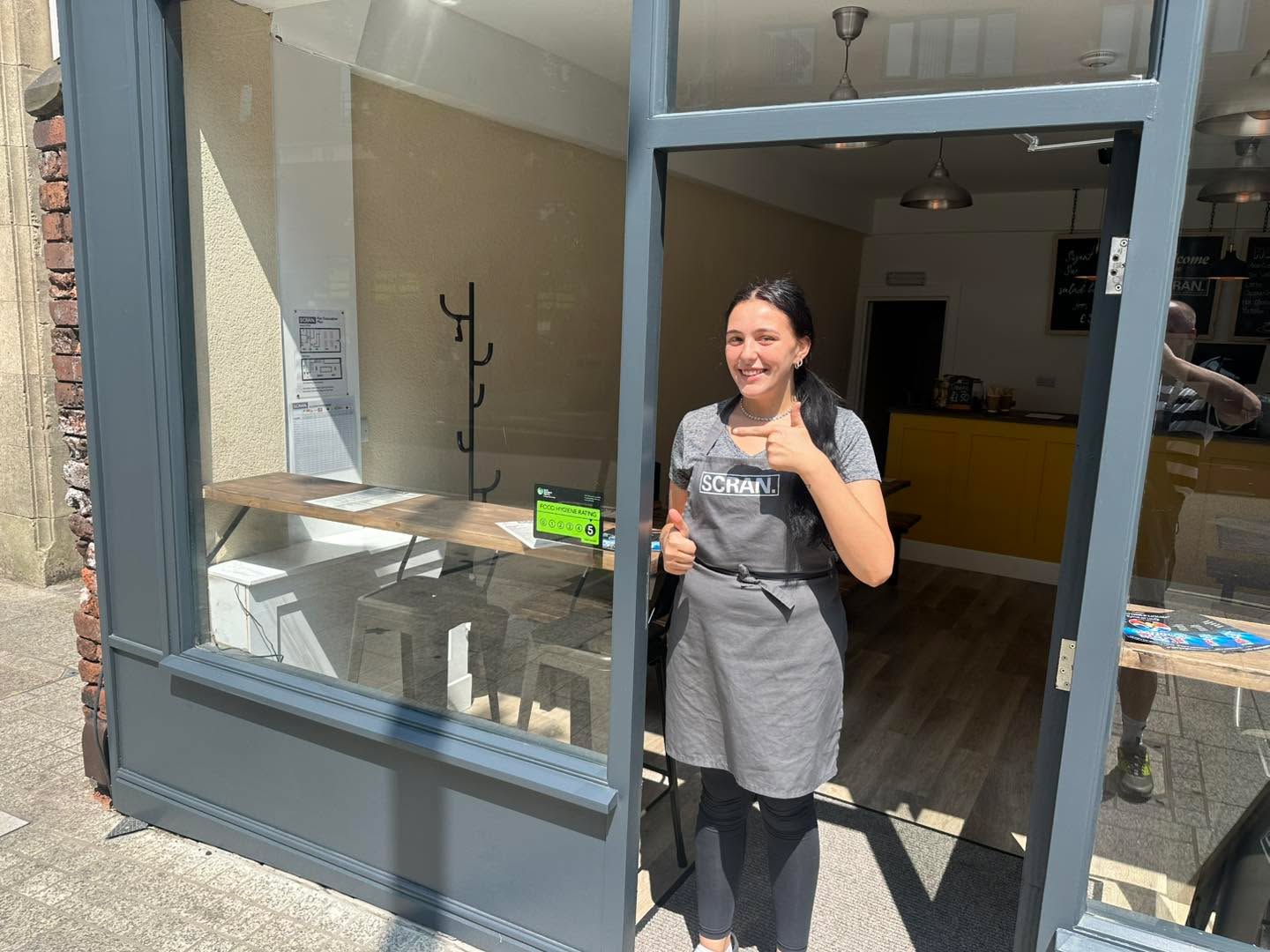 So proud of the whole SCRAN. team who over the last few weeks have worked so hard to fine tune everything food hygiene.
Today we were visited and assessed for the first time by Doncaster Council EHCOs and we’re actually BUZZING for our 5 score. The BEST score possible for the best lunch stop in our city.