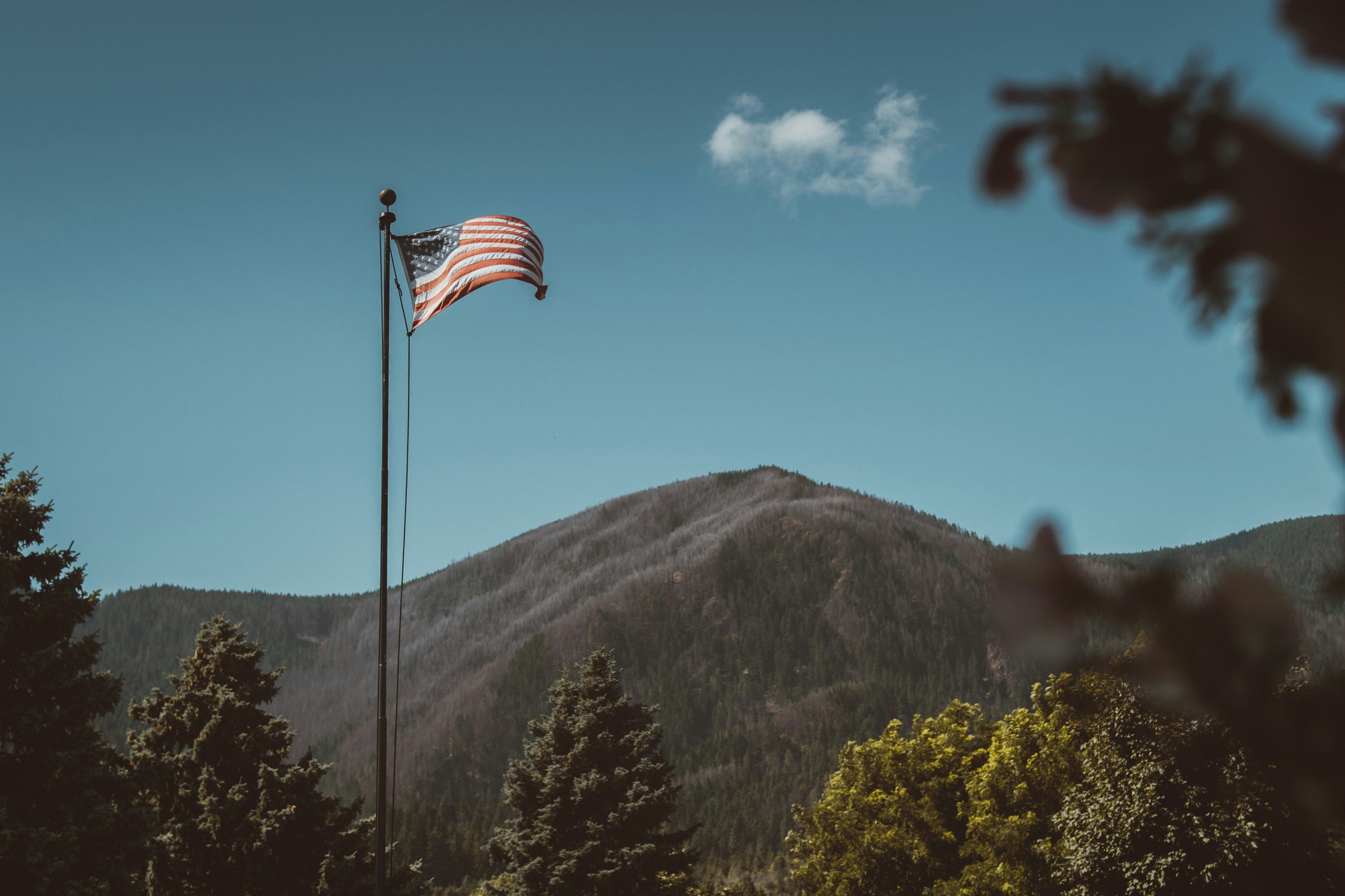 Wishing all our guests, friends, and the Glenwood Springs community a safe and happy Independence Day! Whether you're soaking in the hot springs, grilling with family, enjoying live music, or taking in a laser show over the mountains, we hope your day is full of fresh air, good company, and a little adventure.
Happy 4th from all of us at Caverns Village!