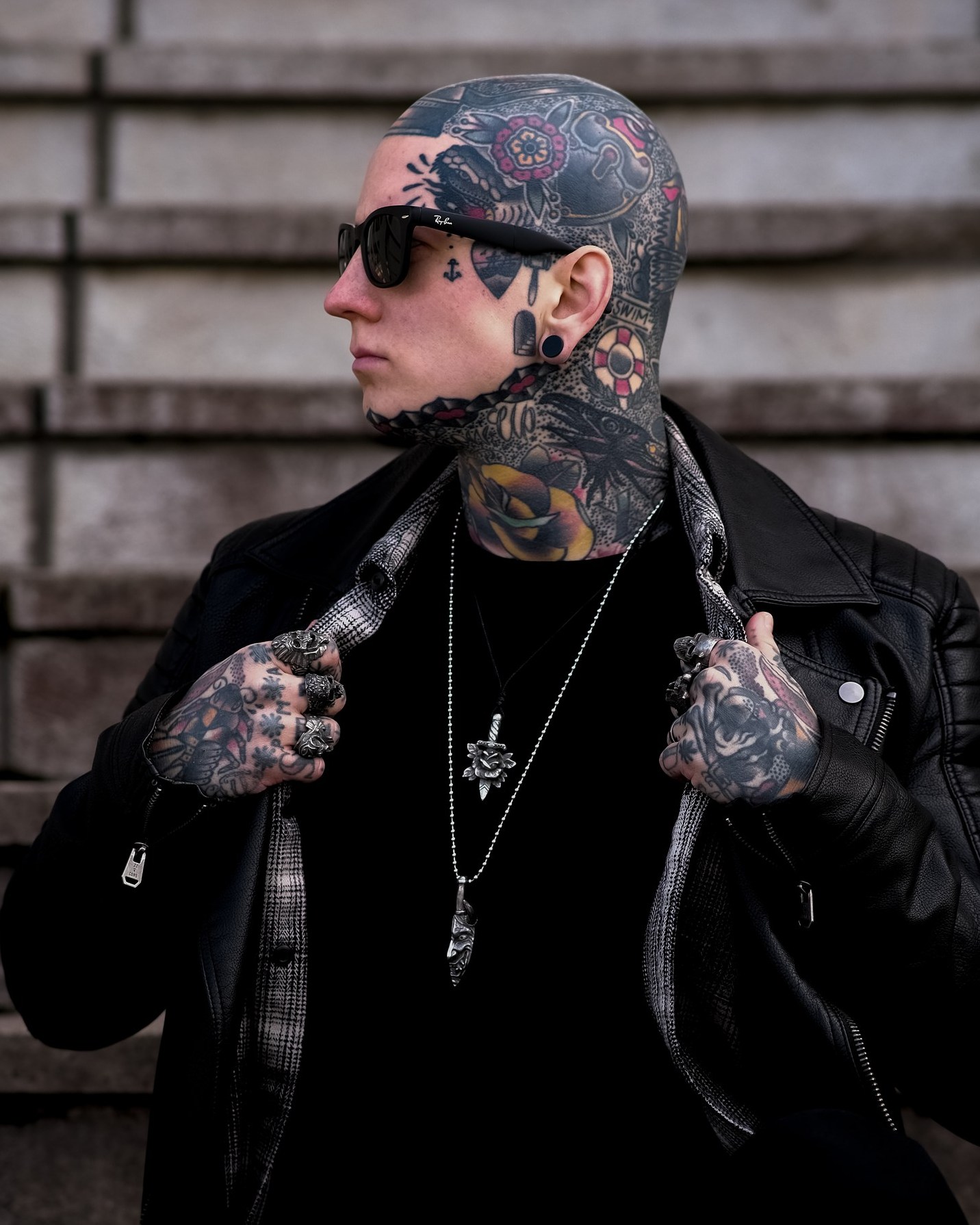 Steel nerves and silver edges.
our #ironclanwarlords, @txh_59 wears Iron Clan's handcrafted pieces! where bold detail meets underground spirit. This look blends raw attitude with refined metalworks ⚡️⚡️
__
WORLDWIDE ORDER:
• ironclanjewelry.etsy.com
__
INDONESIA ORDER:
• tokopedia.com/ironclanchamber
__
#IronclanJewelry #Ironclanrings
#grunge #gothicjewelry #gothicfashion
#Handmadejewelry #skulljewelry #demonology
#mementomori #gothicjewelry