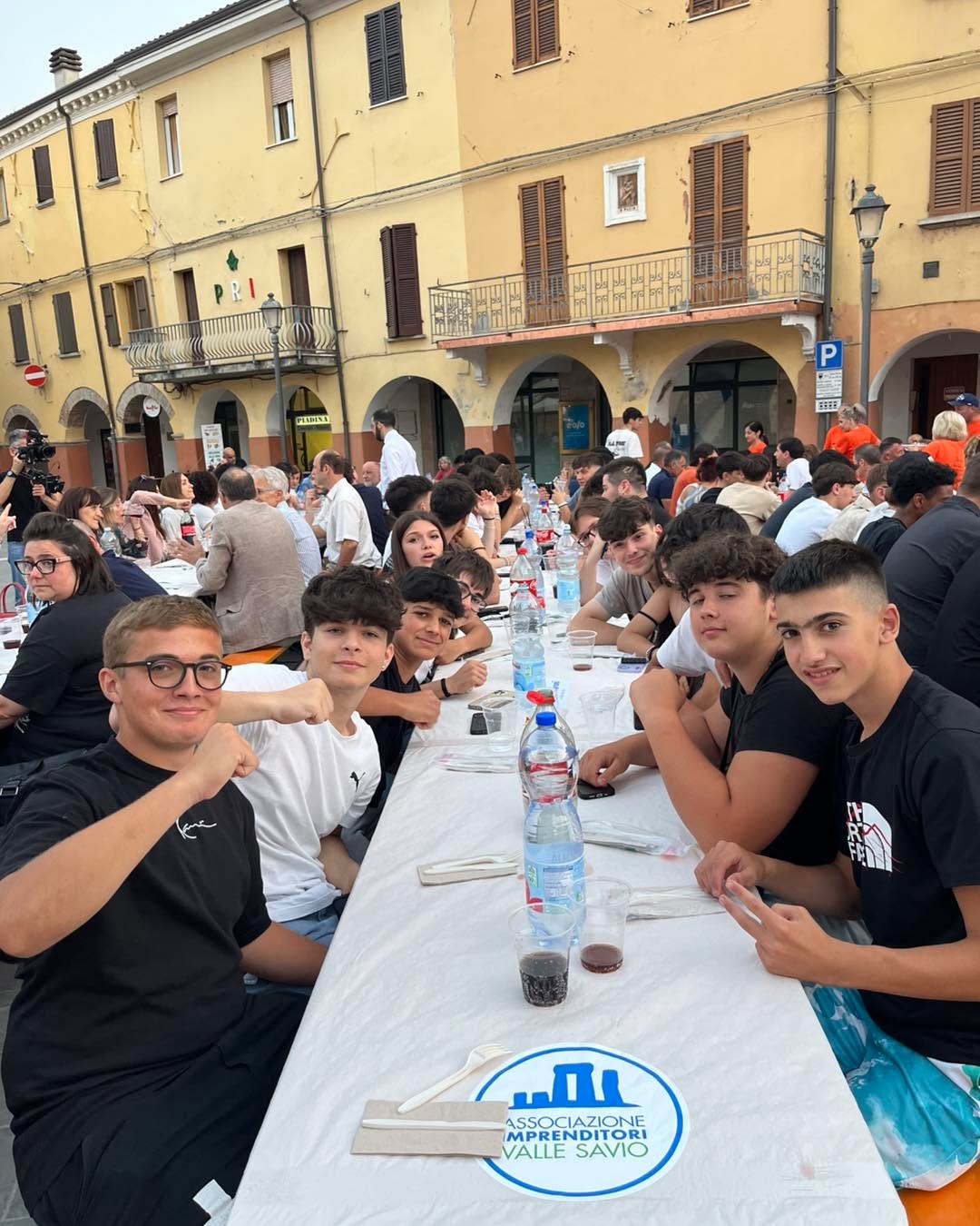 *Scuola in vallata: l’Itts Marconi in festa in piazza a Sarsina*
_Celebrati i cinque anni di apertura della succursale dell'istituto tecnico di Forlì. Cento gli alunni. Ora i primi maturandi. Il sindaco Cangini: "Una scommessa vinta da istituzioni e imprenditori": E per il prossimo anno scolastico..._
Leggi l'articolo:
https://tinyurl.com/3dvxktsm
