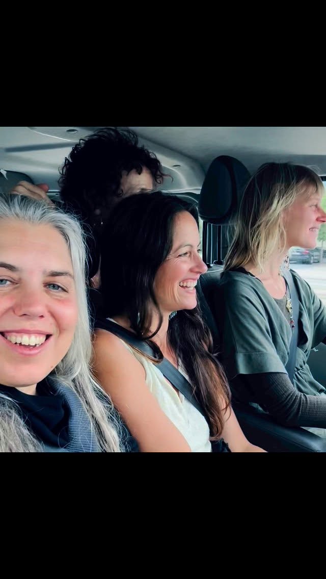 A little moment to share some more nourishing musical times at @inanna_festival with friends & wonderful artists . To meet, flow, laugh, cry, sing, grieve, celebrate.. @yael_deckelbaum , @carolinesjegers, @fralalai_ @_loesswinkels_ @ellaya_poetry
Songs -
Rise Again - by Yael Deckelbaum, Mira Awad, Layan Hawila and Sun Tailor
Prayer Of The Mothers by Yael Deckelbaum
Mimi Na Wewe - Carrie Tree (soon to be recorded)
The Canoe - Carrie Tree
Adaptation of - What a wonderful world - 🤣Louis Armstrong