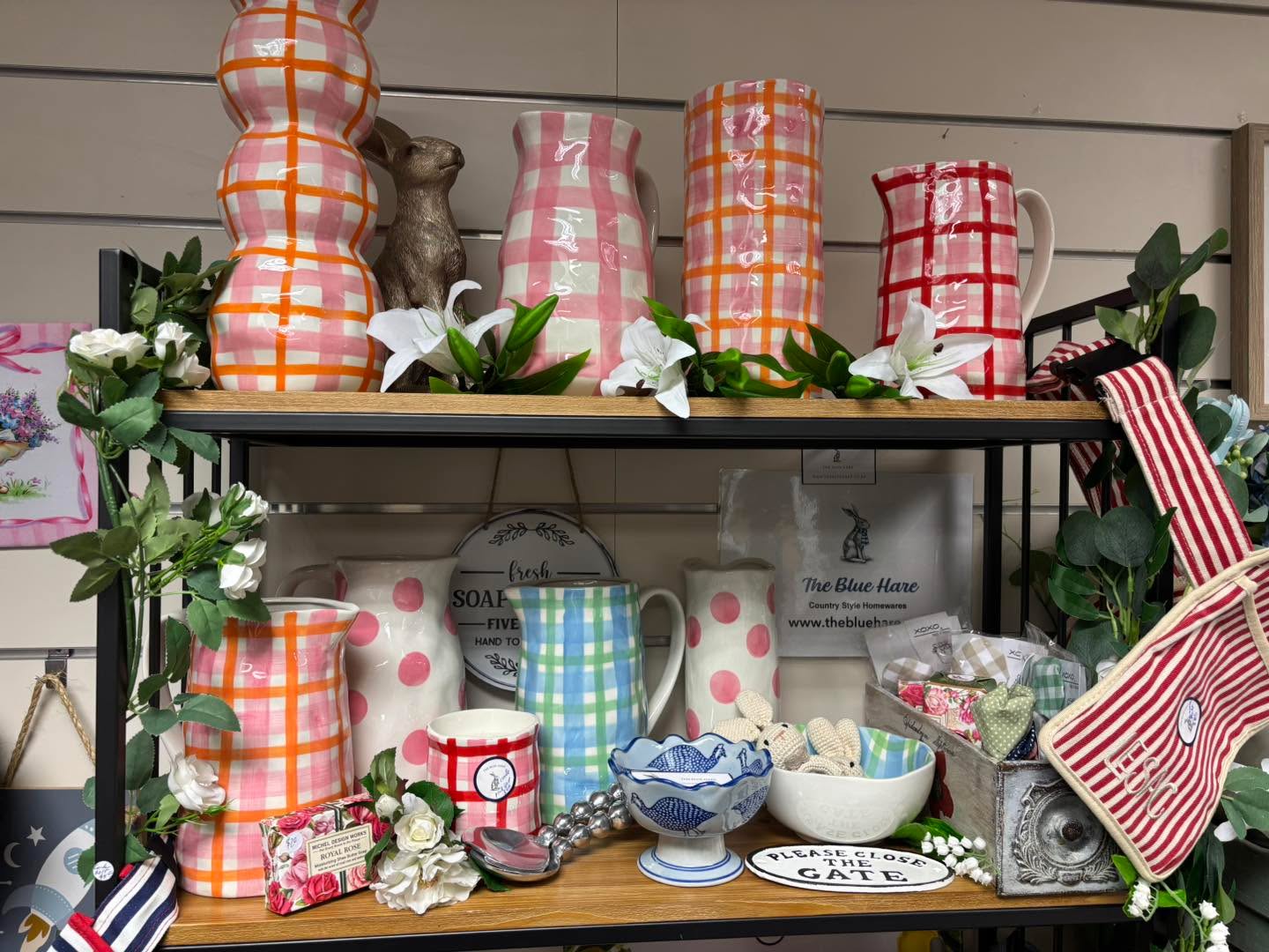 Love Orange, Pink and Red together?
Then you will love our new collections instore and online.
Brighten your space
#colours #homestyle #colourbomb #colourburst #smileeveryday #summervibesāļø #gingham