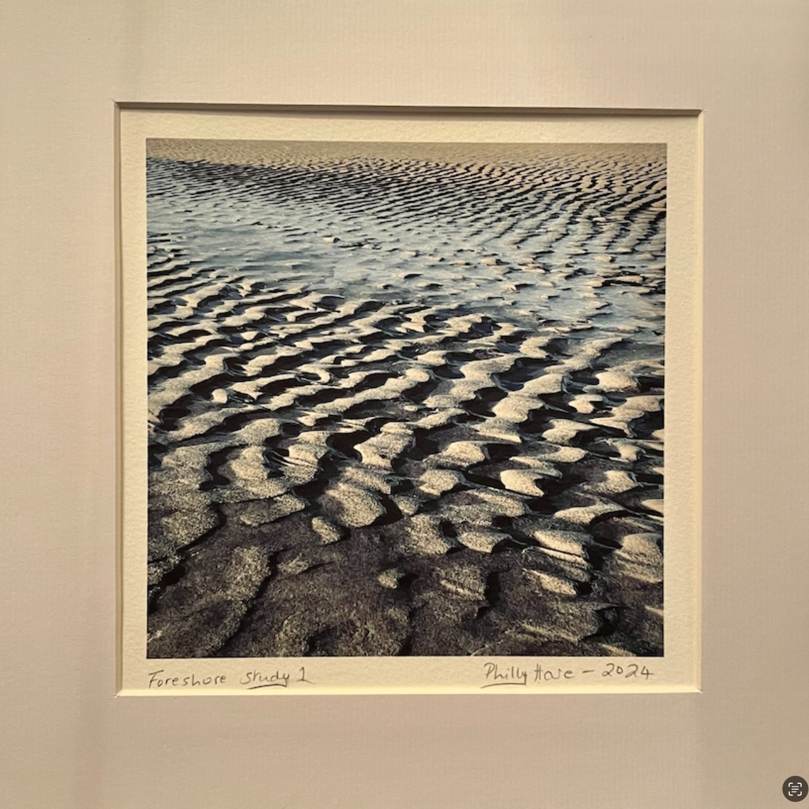 Members at Urras Oighreachd Ghabhsainn - Galson Estate Trust
Open 24 to 26 July and 28 July to 2 August - open throughout the second week!
Philly Hare Artist - https://www.openstudioshebrides.com/full-members/philly-hare-artist
Philly's art encompasses drawing, mixed media, photography, printmaking and textiles.
#OpenStudiosHebrides #OpenStudios #LocalArtistShowcase #OuterHebrides #IsleOfLewis #IsleOfHarris #Crafts #ArtsAndCrafts #Artists #ScottishArtistsAndMakers #Stornoway #Hebrides