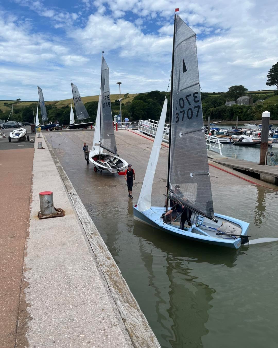 Another day for Salcombe Merlin Rocket week, with sunny sailing and plenty of ice creams. Well done to our winning teams yesterday and let hope for some more great sailing.
Any suggestions on what the “Creation Covers” ice cream flavour should be?