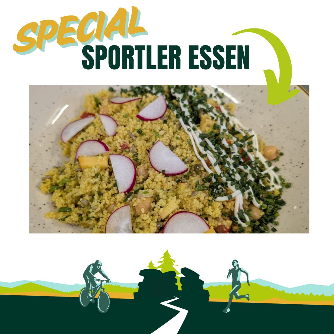 🍝Unser Sportleressen-Special direkt am Berg!🏔
Am Tag des Sports haben wir wieder ein tolles Angebot für euch – perfekt für alle, die beim Bergrennen dabei sind 💪
🍴 Sportler-Special im Berggasthof Dreisessel:
🥗 Couscous-Salat für nur 7,50 €
✅ Kohlenhydrate – als Energielieferant
✅ Proteine – für die Muskelregeneration
✅ Ballaststoffe – für langanhaltende Sättigung
Ob nach dem Bergrennen oder zur Stärkung vor der Race Night – ideal für unsere Sportler! 🏁✨
🍻 Und natürlich sorgen auch dieses Jahr unsere Vereine DJK-SV Altreichenau & FC Dreisessel wieder für euer leibliches Wohl – am Berg und im Dorf:
➡️ Deftiges Essen
➡️ Kühle Getränke
Es ist für jeden was dabei – kommt vorbei! 🏃♂️🍽️🎉
#TagDesSports #Bergrennen #Dreisessel #SportlerEssen #RaceNight #Neureichenau #CouscousPower #SportlichGenießen