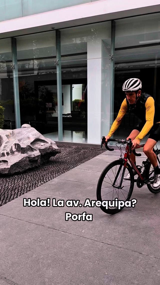 Ya que me preguntaron ahí va la info!😅🫣
Corta viento ideal para este clima con mucho frío 🥶
Encuéntranos en @finisher_cafe o la página web: www.santicperu.com y pide tu chaleco ya! 🚴♂️