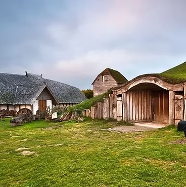 Join us at the Dark Ages open weekend
📅26 Jul 2025, 10:00 – 27 Jul 2025, 16:00
📍Cranborne, Damerham Road, Cranborne, Wimborne BH21 5RP, UK
🎟️Tickets available on the gate (cash or card) - no booking or pre-purchase necessary.
-£10 per adult.
-£5 for children. Under 4's free
🐑No dogs allowed on site due to livestock. Please contact us if you need to bring an assistance dog.
☕Tea and cake available🍰
🍖BBQ with vegetarian options (cash only for BBQ food)🍔
It is advisable to bring cash for the traders on site including BBQ due to variable phone and WiFi signals
https://ancienttechnologycentre.com/public-events
#ulfhedinn #viking #viking #darkages #ancientechnologycentre #ancientechnology #cranborne #dorset #dorsetvikings #dorsetdarkages #longhouse #roundhouse #theatc #livinghistory #reenactment #vikingrenactment #wessex #vikingsofpoole #thevike #vikesoceity