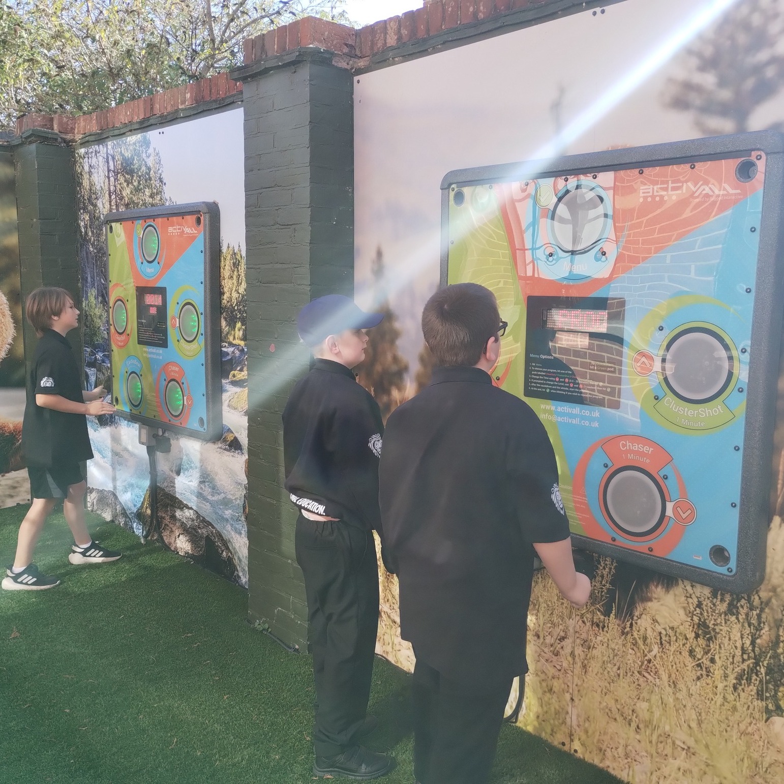 Our students returned to school today with beaming smiles, full of energy and excitement for the year ahead. It’s wonderful to see them ready to live out our school values of Ambition, Resilience, and Community every single day.
Here’s to a fantastic start to the new term!