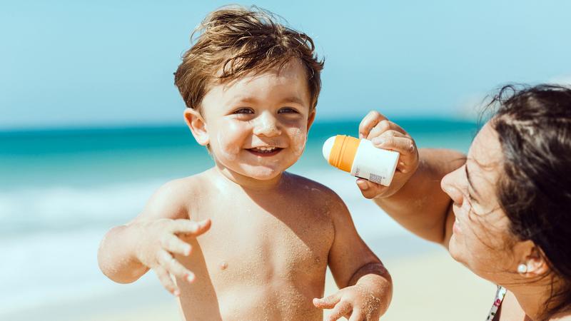 ☀️ Sun Safe = Fun Safe!
✔️ SPF 30+ (reapply often!)
✔️ Hats + shade breaks
✔️ Water, water, water!
Keep those cheeks rosy—not roasted 🔥
#SummerSafety #HealthyKids #4thOfJulyTips#PremierPediatrics #ParentsPartnerInHealth #SouthernUtah #CedarCity