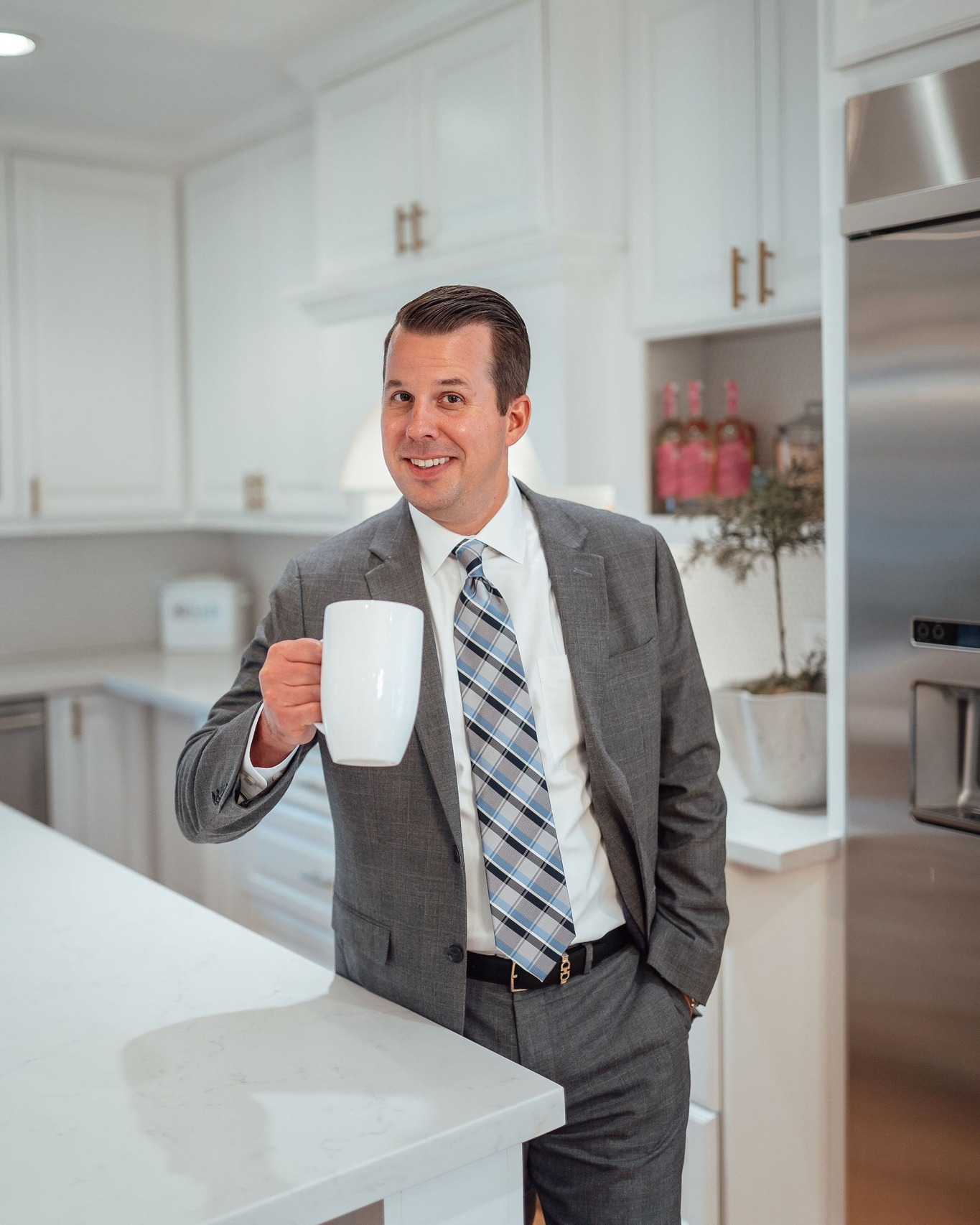 Houston's housing market in 2025 offers a combination of strong fundamentals, competitive pricing, and growing investor interest.
The market’s finally getting back to normal—and that’s not a bad thing. 🙌
More homes are hitting the market 🏡, which means buyers have more options and sellers need a smarter strategy. That starts with the right price and a little flexibility when it comes to negotiations.
If you’re thinking of selling—whether that’s soon or next year—this shift can actually work in your favor. You just need a game plan that fits today’s market. 📊
Let’s chat about what’s happening in your area and how we can make your home stand out. 💬
Chad Helmcamp | NMLS #217268
832-252-9175
chad.helmcamp@bwclending.com
#HoustonHousingMarket #HomeSellingTips #TexasRealEstate #MarketUpdate #SellSmart #BWCloans #HomeSellingStrategy #SellersMarket #HoustonHomes