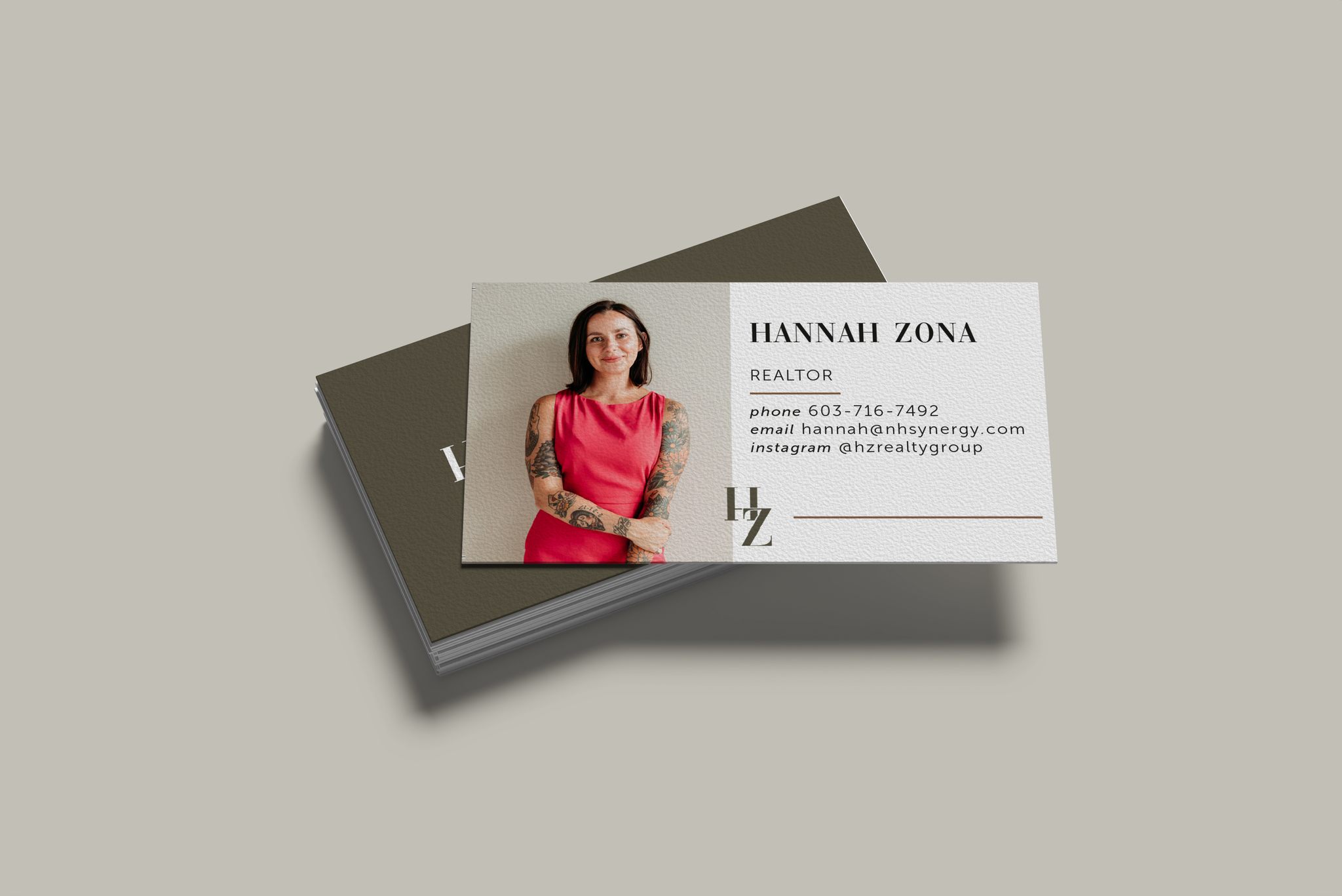 Get a designer who can do it all.
#captured #capturedcompany #capturedmarketing #graphicdesigner #brandingdesigner #businesscards #businesscarddesign #realestatemarketing #marketingexpert #digitalmarketing