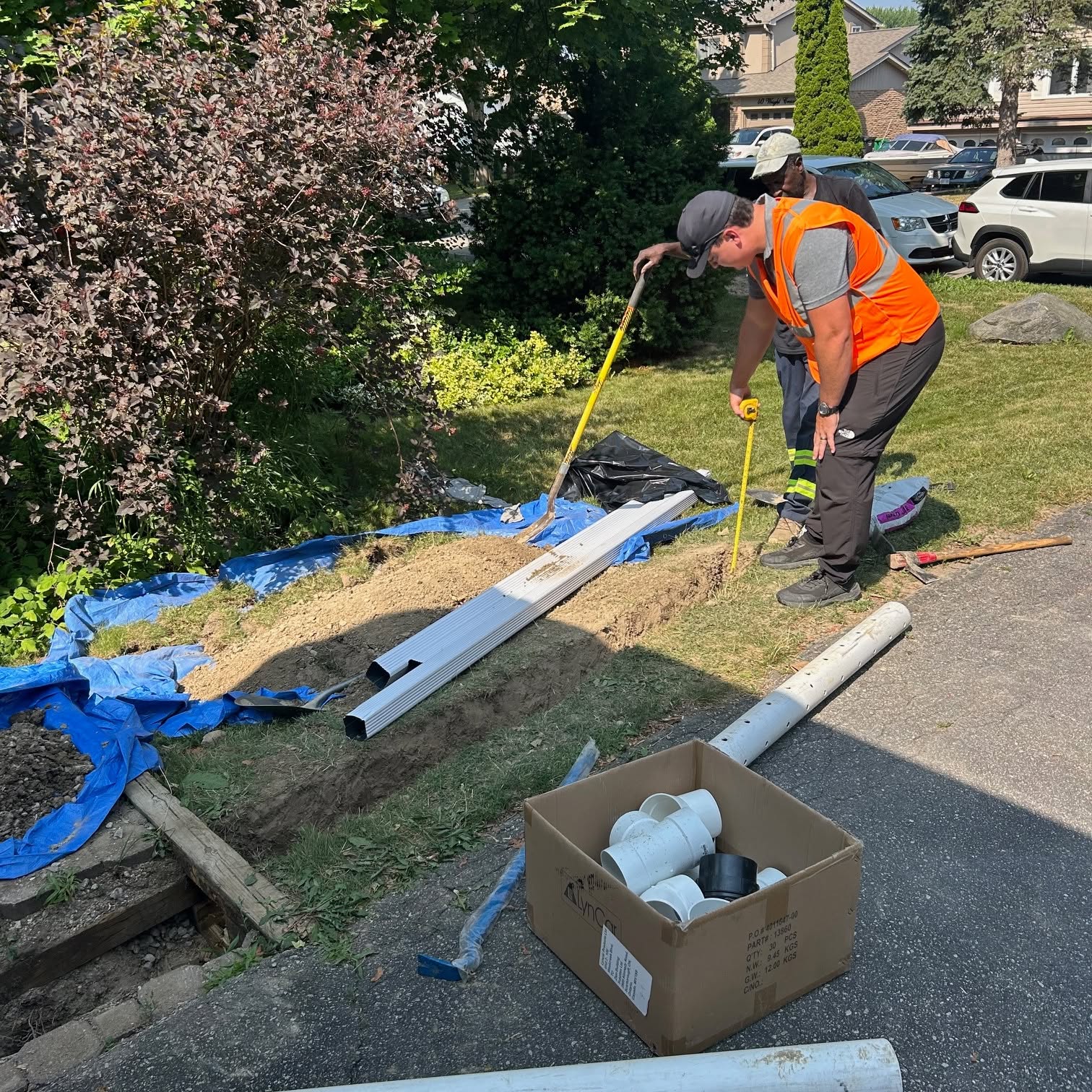 Downspout Disconnection is officially underway! After two years of inspecting and designing downspout disconnection options for the #Region of Peel, we are finally seeing these designs become reality. The goal of this project is to disconnect residential downspouts that are currently connected to the sanitary sewer system to remove “clean” stormwater from the sanitary system. The designs not only alleviate capacity in the sanitary system but also promote infiltration of stormwater while ensuring safe and feasible solutions.
Special thanks to Laura Gerencser and Raminder Samra from the Region for their continued support and guidance throughout this project. And a special shout out to Will McIntyre from Resilient for his dedication and drive in making this project a success!