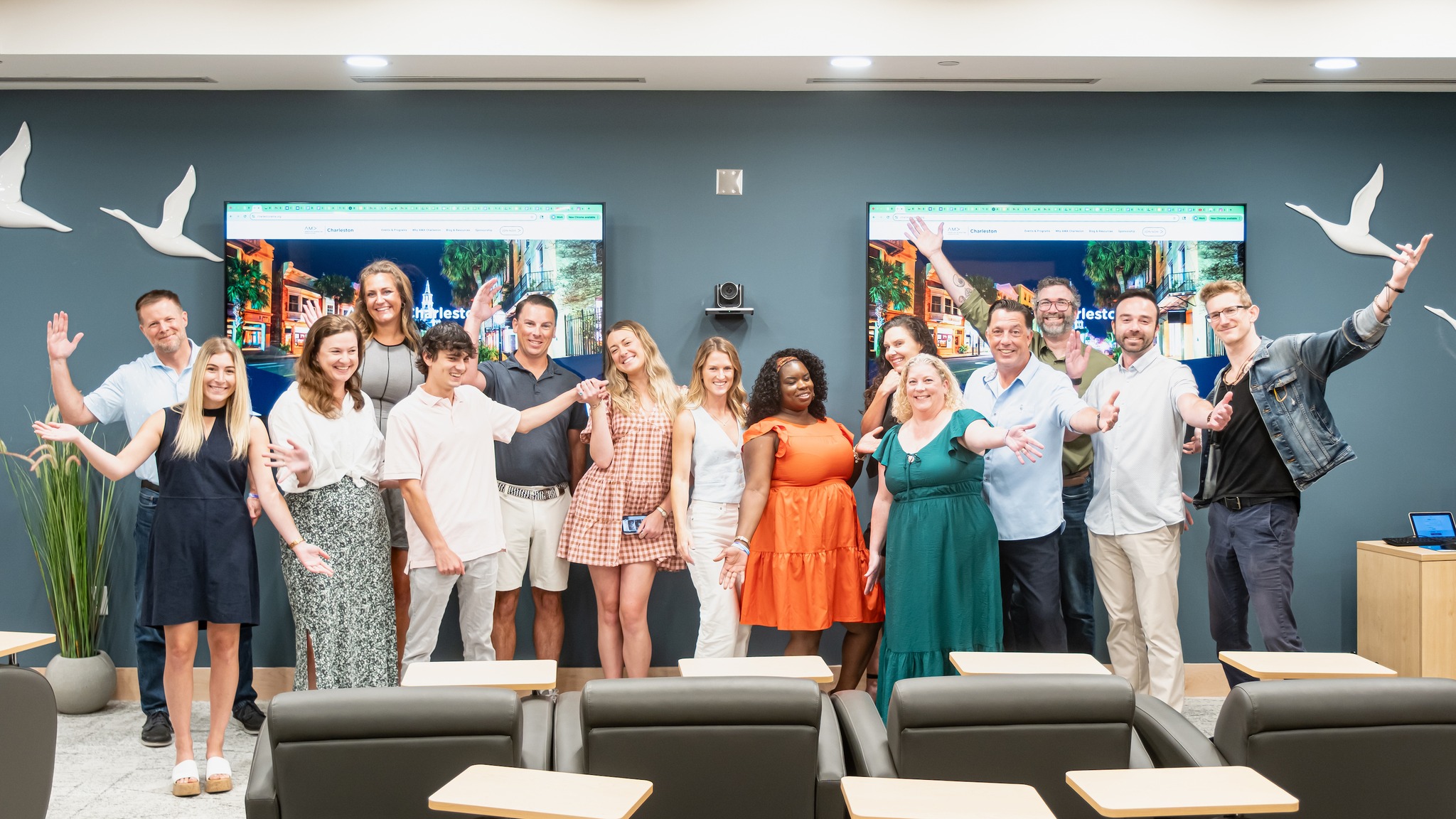 Big news! I'm officially on the @charleston_ama 2025-2026 Board as VP Marketing Communications Co-Chair! So excited to contribute to Charleston's amazing marketing scene. We just wrapped up our first board retreat, and the plans for the year are looking fantastic! Stay tuned for more!
Photo cred: @mrsamyingram