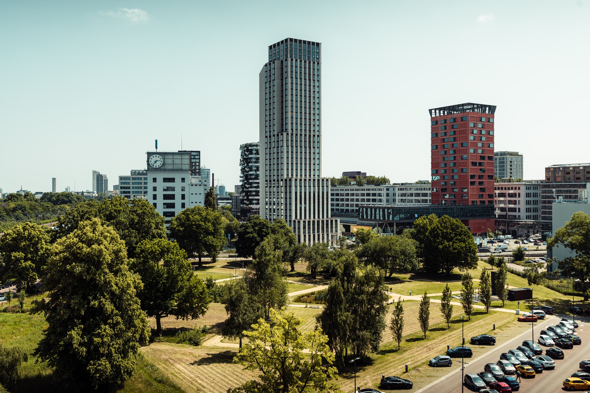 Will you be joining our community in Eindhoven on 1st of September 2025? The main registration for @lighthouse_eindhoven is in full swing. Sign up today and view the available properties via the Property Finder.
Become part of the Cohesion community in Almere, Amsterdam, Eindhoven and Rotterdam!🏡🤝
#community #thecohesionlife #amsterdam #apartments #studios #colivinglife #colivingcommunity #colivingamsterdam #urbanliving #health #wellbeing #sustainable #social #ambition #renthouse #wonenrandstad #youngprofessional