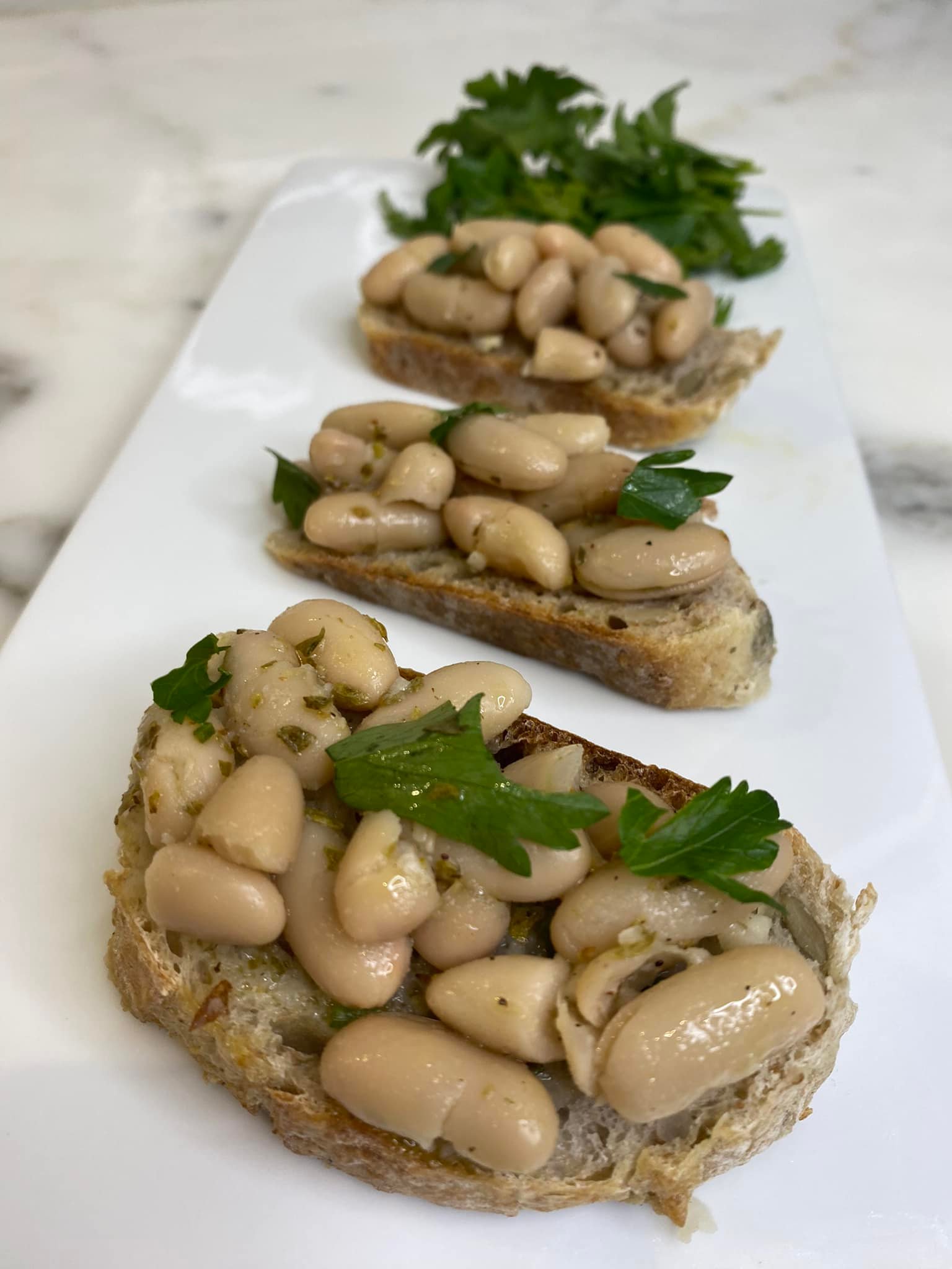 Come join me August 9th (daytime) or 10th (evening), while I cook simple Italian cuisine inspired by my recent trip to Italy! 🍅
On the menu: 👩🍳
-Marinated herbed cannellini beans with bread
- Panzanella salad with fresh tomatoes and peaches
-pasta with braised zucchini and tomatoes served with dollops of homemade ricotta and gremalata
-Garlic shrimp with blistered tomatoes over lemon parmesan orzo
-Classic tiramisu
Sign up here: https://www.shaunalindzon.com/in-person-demos/
*Spots are limited