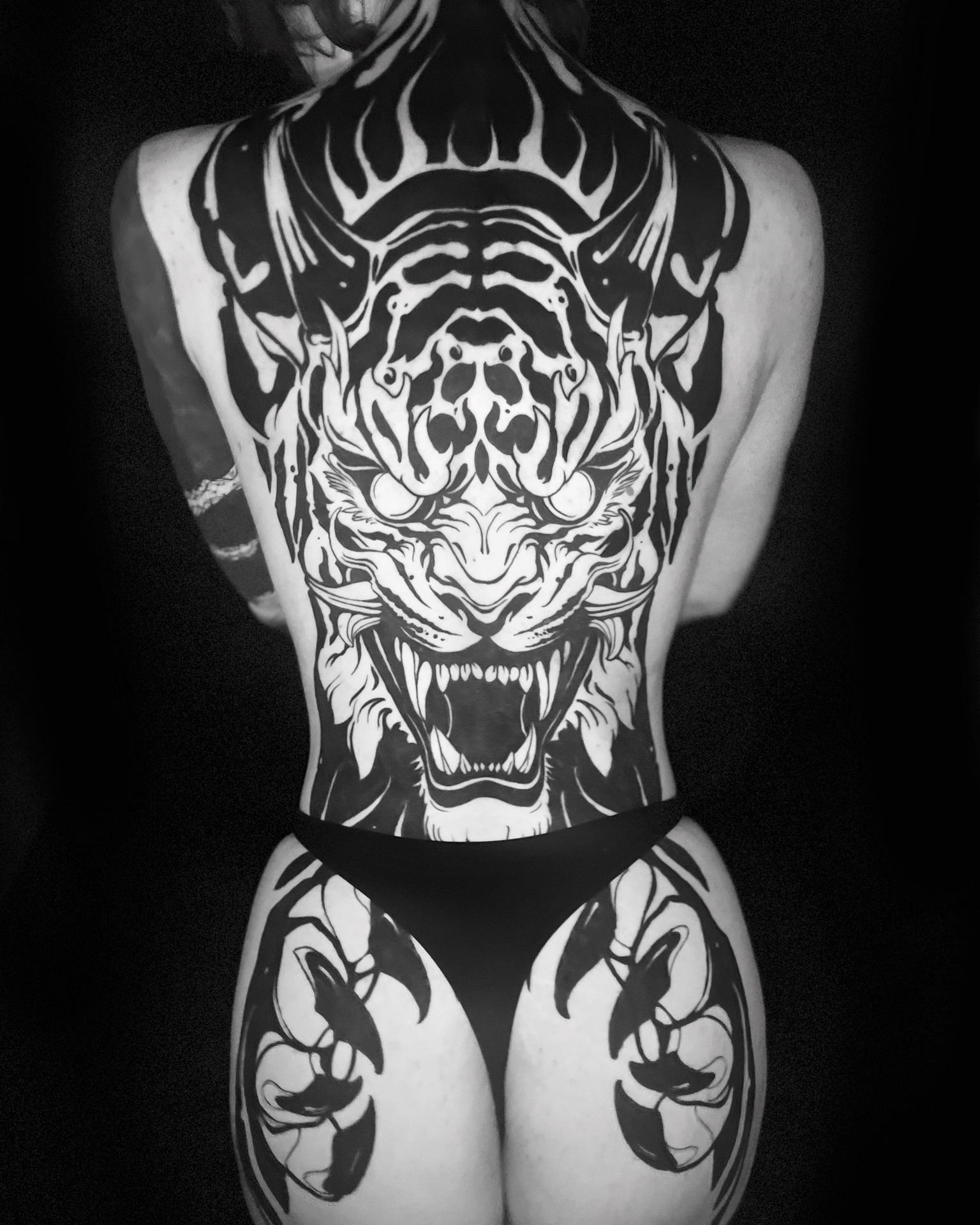 Unleashed ⚡️⛓️ by @jjverplanken
This full backpiece by @jjverplanken roars with raw intensity. Bold blackwork, perfectly balanced symmetry, and a primal, unrelenting presence that feels more summoned than inked. This is body art that dominates the space it's in.
✨ Want ink like this? 👉 DM @jjverplanken or email jj.verplanken@gmail.com to book your spot! ✉️
Done at @thelostoasistattoo
Yes, we’re working through summer—no shade, no sunburn, just pure tattoo focus in our perfectly chilled, air-conditioned studio. Come beat the heat and go big with us. Ask about summer deals—we’ve got room for your wildest ideas. 💥💉🔥