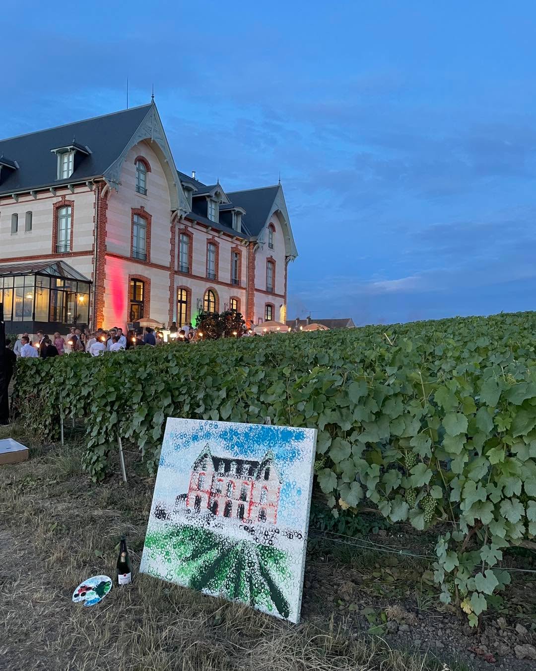 Wow quelle soirée incroyable hier.
Merci au ChĂąteau de Sacy pour sa confiance renouvelĂ©e. HĂąte dâĂ©crire le chiffre 9 avec vous en 2026.
BientÎt les photos de la soirée
#évÚnementiel #jekiffmonjob #eventplannerlife #marne