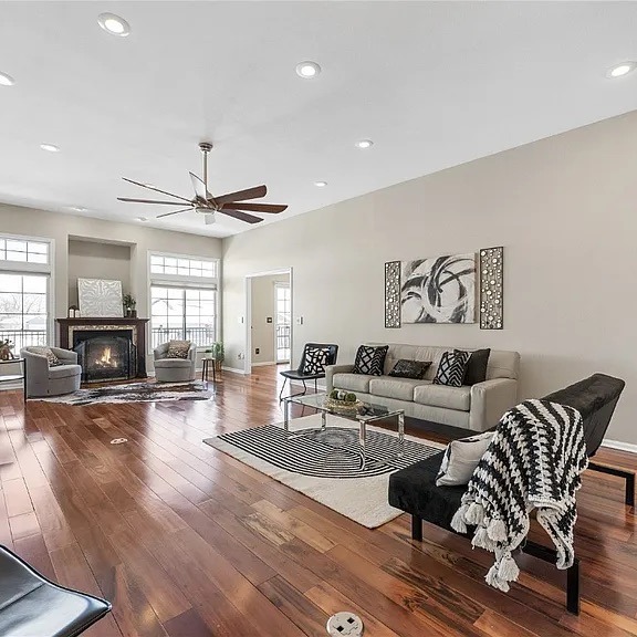 ✨ JUST SOLD in Coralville, IA! ✨
This oak-to-white transformation turned heads — and helped seal the deal fast! 🔥
We painted:
🎨 Kitchen cabinets
🚪 Trim & doors
🖼️ Walls throughout
Fresh, clean, and ready for the new homeowner to move right in 🏡💫
Thinking of selling? A simple paint refresh can make all the difference. DM us to book your transformation!
📍 Coralville, Iowa
🔨 Henry’s Painting & Contracting
#JustSold #InteriorPainting #KitchenRefresh #CabinetPainting #TrimPainting #IowaHomes #CoralvilleIA #BeforeAndAfter #PaintMakesTheDifference #HenrysPainting #RealEstateReady #HomeGoals