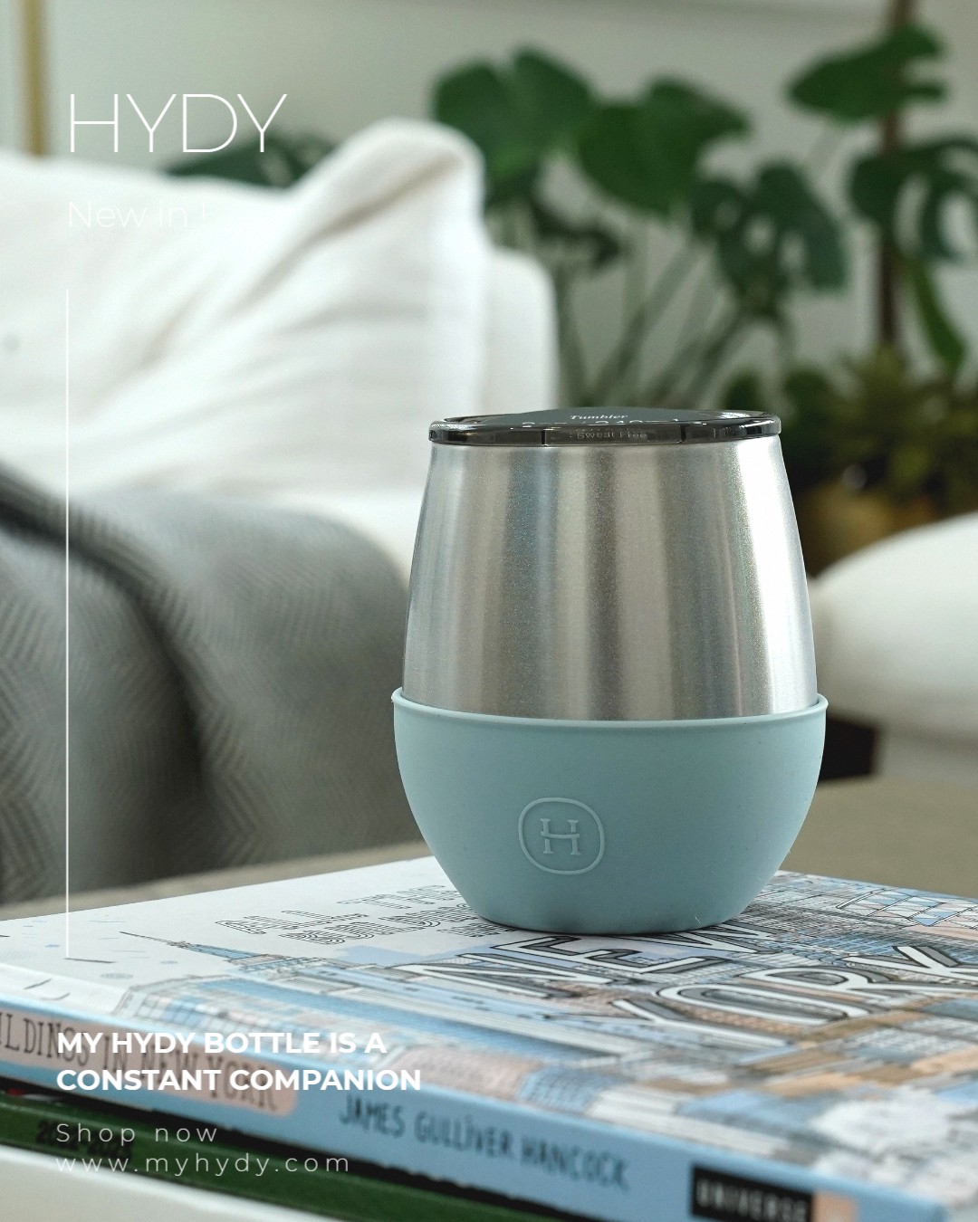 Loving the clean lines and smart design of my HYDY bottle, perfectly complementing my cozy reading nook. It's not just stylish, it keeps my beverages at the ideal temperature for hours!
#HYDY #HydyDesign #InsulatedBottle #EverydayEssentials #HomeDecor #ModernLiving #SmartHydration
