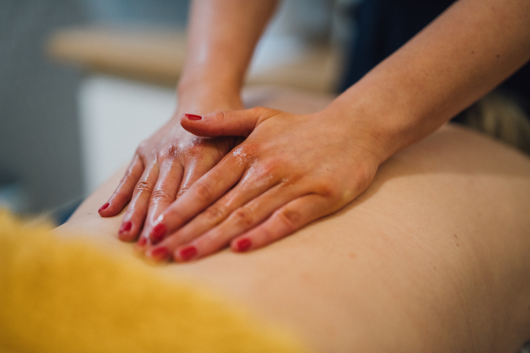 Real talk: your body carries you through everything. It’s time to give back. 💆♀️ Try our body treatments designed to reduce stress, ease tension, and support circulation.
#BodyCareMatters #SelfCareWithDiva #MassageTherapy #SummerRelaxation #relaxation