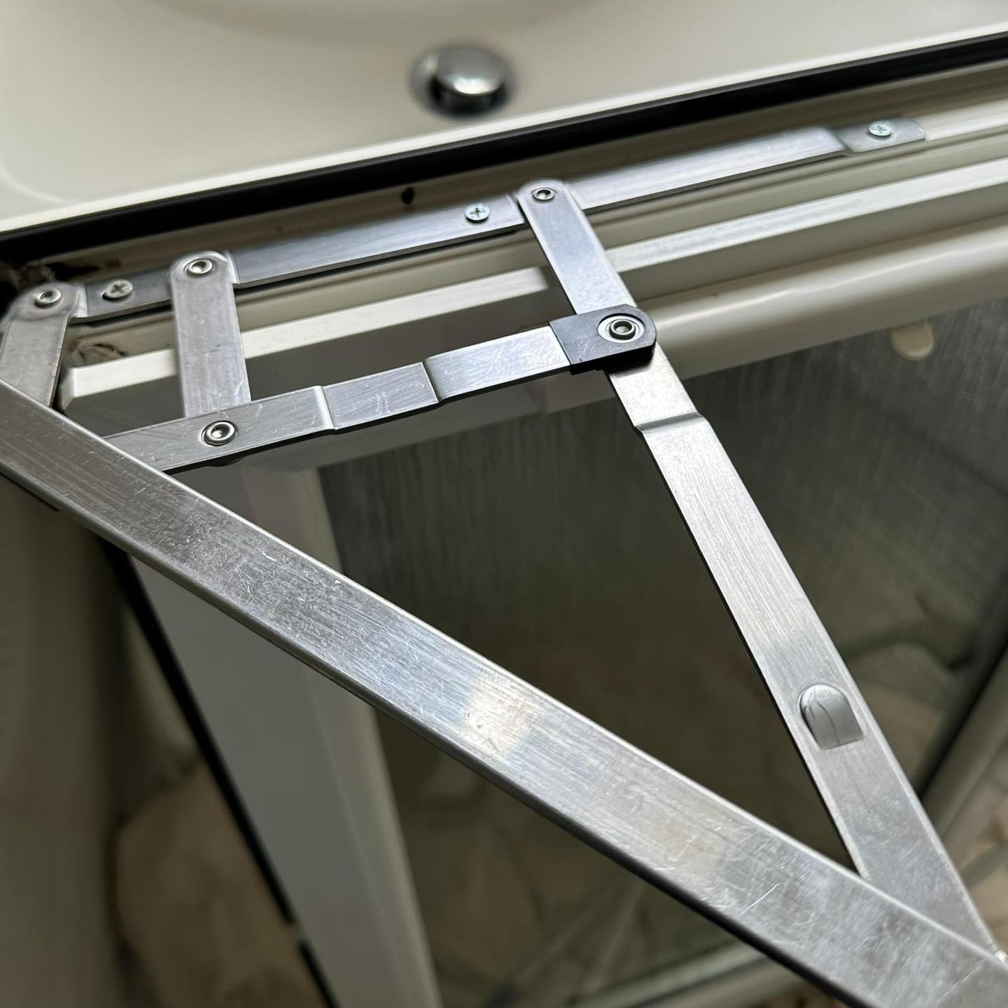 This bathroom window sat on the side of a house constantly hit by rain, wind and all the elements 🌧️ 💨 🌞 ❄️
After a decade, the damage really showed. We replaced it with a stronger, more weather-resistant unit—modern, efficient, and built to last.
🗣️ The difference below says it’s all 🗣️
Glasgow: 0141 374 2933
Ayrshire: 01475 568 888
Edinburgh: 0131 202 1773
📧 Email: info@spectrumwindowrepairs.com
🌐 Visit: www.spectrumwindowrepairs.com
#WindowRepairs #DoorRepairs #DoubleGlazingRepairs #HomeMaintenance #UPVCRepairs #WindowFix #DoorFix #GlasgowRepairs #EdinburghRepairs #AyrshireTrades #PropertyRepairs #EnergyEfficientHomes #ScottishTradesmen #LocalTrades #SpectrumWindowRepairs #SaveOnRepairs #DraughtProofing #SecureYourHome