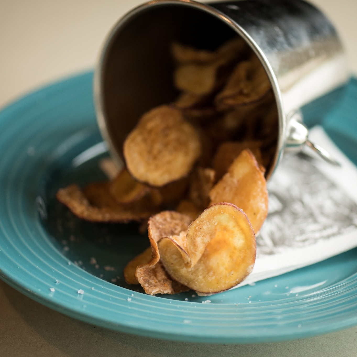 Those who know, know...
Our sweet potato crisps with secret spice are a revelation, with THE most satisfying crunch.
(Grab a bag from our deli shelves on your way out.)
#foodfundicafe #sugarrushpark #lunchtime🍴 #ballito #ballitorestaurant #homemadegoodness #foodieheaven #lovenorthcoast #kzn #kznnorthcoast #localbusiness #lovelocal