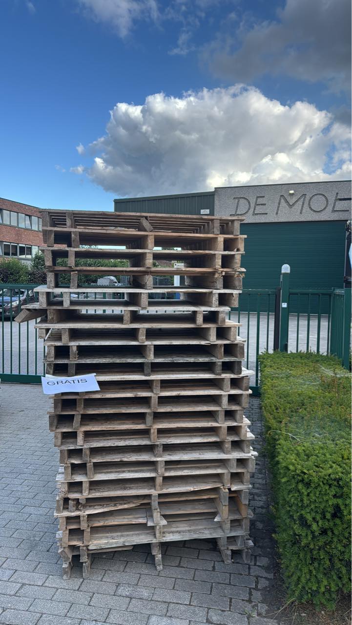 Gratis paletten af te halen ! Grotere hoeveelheden beschikbaar op eenvoudig verzoek!
Stuur PB