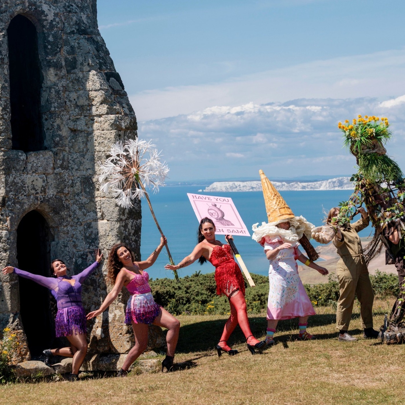 🎉 Exciting news! Partybench is thrilled to provide seating solutions for the Isle of Wight's Ventnor Fringe Festival from this 🗓️ Friday, July 18th to Sunday, July 27th! 🎭✨
Don't miss your chance to explore hundreds of amazing shows, from 🎪 circus acts to hilarious comedians, including many FREE events! This year's Ventnor Fringe is not to be missed! 🌊🎤
Join @ventnorfringe for this unique creative gathering on England's largest island! 🇬🇧💖
It all kicks off this Friday! Check out what's on 👉 https://vfringe.co.uk/
#VentnorFringe #Partybench #IsleOfWight #LiveShows #CreativeGathering #Circus #Comedy #FreeEvents