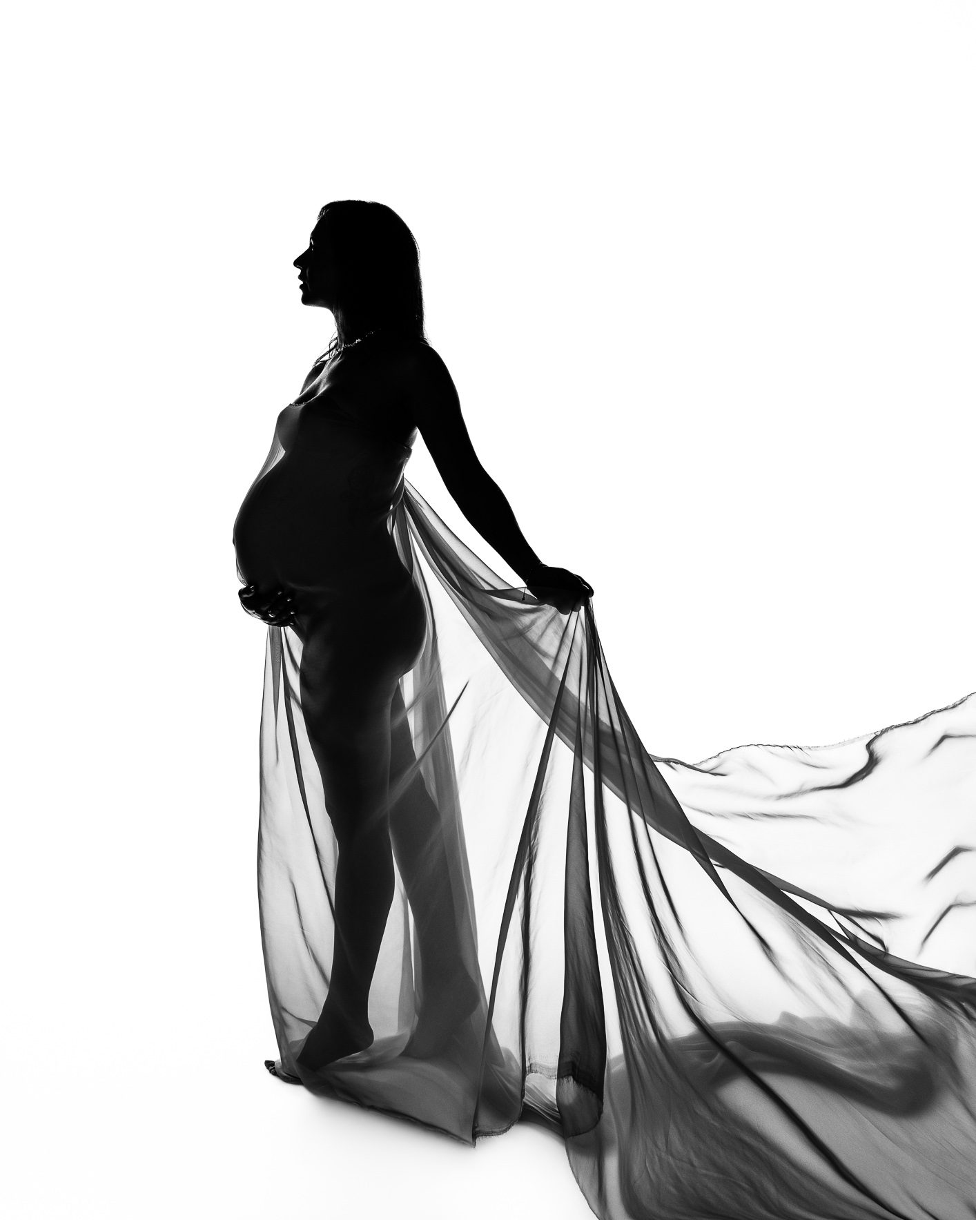 La silhouette di una mamma in dolce attesa ne esalta tutta la bellezza e grazia🤍
.
.
www.melaniamaffucciphotographer.com
.
.
MUA @chiarabernardelli_makeup
.
.
-fotografogravidanza
#melaniamaffucciphotographer #maternitysilhouette #maternitybeauty #blackandwhitematernity #pregnancyjourney #pregnancyphotoshoot #pregnancyfashion #pregnancyphotography #timelessmaternity #maternityshoot #serviziofotograficomaternità #fotomaternity #fotomaternità #fotografomaternità #fotografoneonati #fotografoneonatimodena #fotografoneonatibologna #fotografogravidanzamodena #fotografogravidanzabologna #fotografomodena #fotografobologna #fotografobambini #mammebologna #mammemodena #mammeitaliane #ritrattomaternità #maternityportrait #maternityportraits #studiofotograficobologna