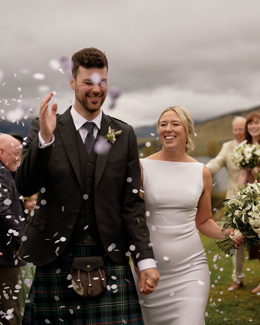 That moment at the end of the aisle, seeing the one you’re about to spend forever with.
📸 @micimageweddings