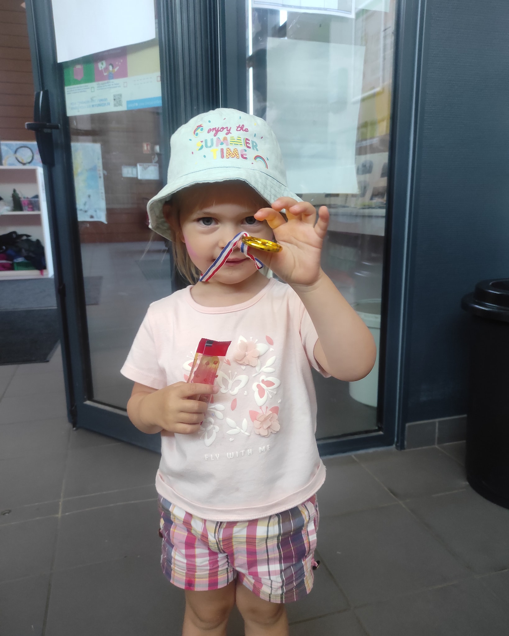 Bravo à Candice qui remporte la médaille des jo de planétair!!