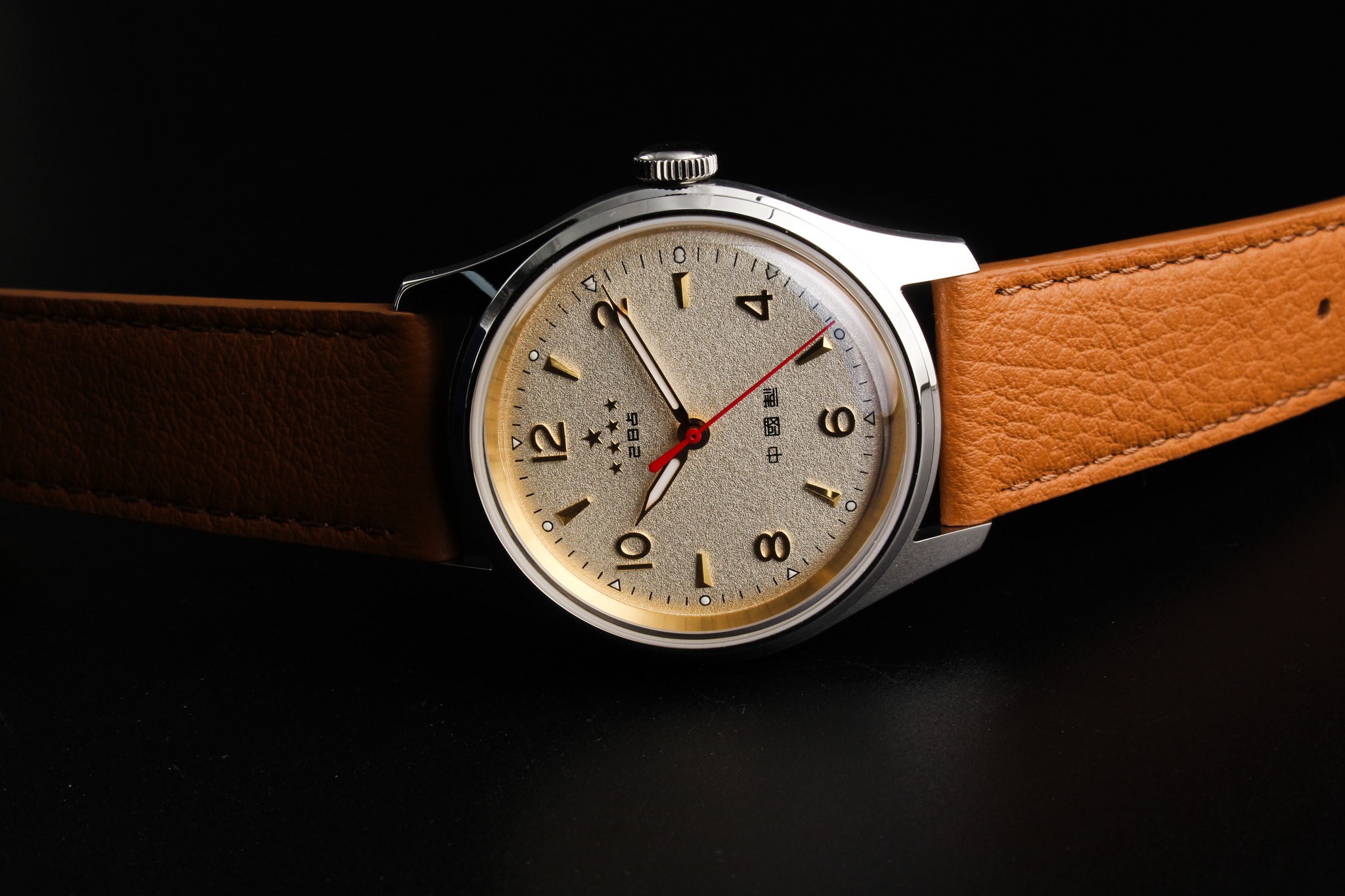 Celebrating 70 years of craftsmanship with bold precision — the Yellow diall Wuxing 5 star Automatic watch blends heritage with a timeless design.
Live on the website now!
https://www.seagullwatchcompany.com/product-page/seagull-limited-edition-70th-anniversary-red-dial-5-star-automatic-watch-1055a
#Seagull70th #AutomaticWatch #YellowDialWatch #WatchCollector #chinawatches #watchesofinstagram #seagullwatchi7