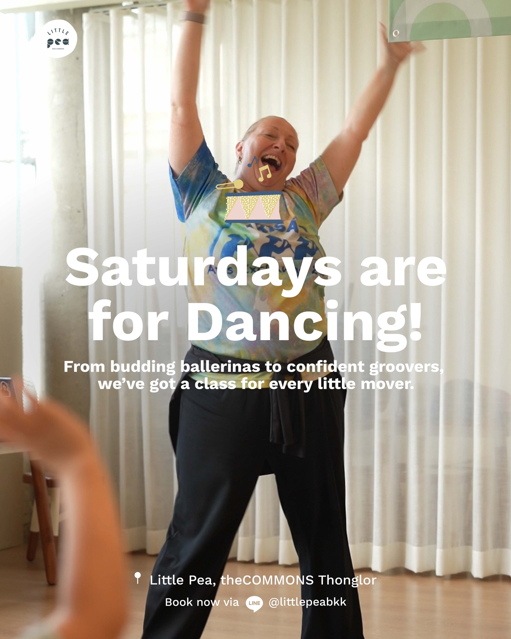 Find your groove! 🎶🕺Our Saturday dance classes grow with your child. Whether they’re exploring pliés or confident with choreography, we’ve got a class for them. 🩰
🎀 Baby Ballet (2 - 4 yrs)
Budding ballerinas will build a foundation while improving motor skills, coordination, and social play. Let’s develop our love for classical dance!
🗓 Sat (9:30am - 10:15am & 10:30am - 11:15am)
🩰 Level Up Ballet (4 - 6 yrs)
Know the basics? Join the fun as we take our ballet skills further. We’ll polish our technique, learn new steps, and build graceful confidence.
🗓 Sat (11:30am - 12:30pm)
💃🏻 Just Dance (5 - 12 yrs)
This upbeat, all-levels class gets kids grooving to a mix of dance styles. We’ll learn cool routines and funky moves to express different vibes.
🗓 Sat (1pm - 2pm)
👀 Parents are encouraged to wait outside, then enjoy a special performance at the end of each class!
💥 Book now via Link in Bio or Line @littlepeabkk
____________
มาโยกย้ายให้สนุกทุกเช้าวันเสาร์! 🎶🕺 ไม่ว่าจะเพิ่งเริ่มต้นกับ plié หรือพร้อมลุยกับท่าเต้นเต็มเซ็ต คลาสเต้นของเราพร้อมพาน้อง ๆ พัฒนาไปทีละจังหวะอย่างมั่นใจ จะจังหวะไหนก็สนุกได้ที่นี่! 🩰
💥 จองเลยผ่าน Link in Bio หรือ Line @littlepeabkk
____________
#LittlePeabkk #LittlePea #theCOMMONSbkk