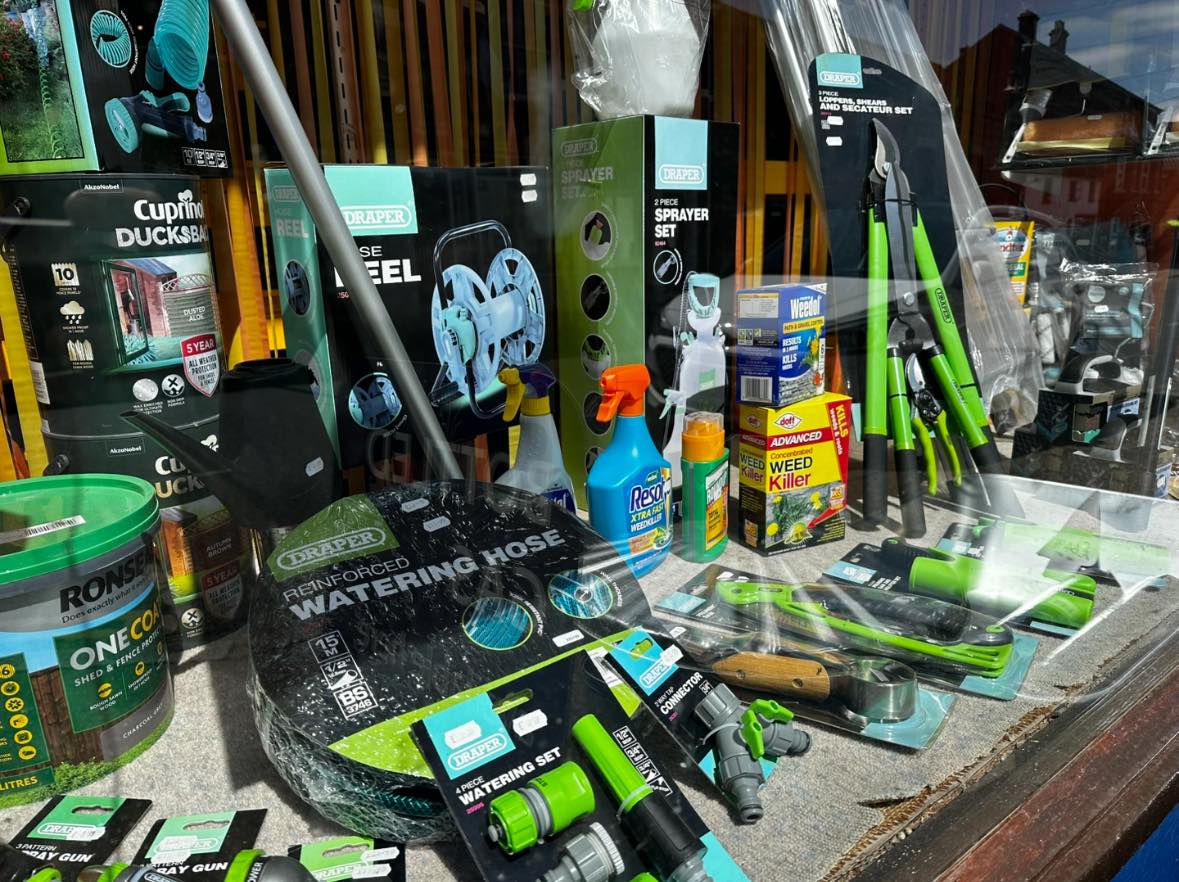 Does your garden need a little spruce up? Maybe a little over grown or do those bushes need a little trim up?
We’ve got what your need in store. Pop in or visit our website to get that set of tools you need to get the job done.
www.ccclements.uk
#clements #ccclements #clementsandsons #visitwymondham #garden #gardening #lovemygarden #gardenmaintenance #gardentools #gardentoolset #spruce #up #spruceup #spruceupyourgarden #spruce #up #your #spruceupyourspace #summer #summervibes☀️ #summersun