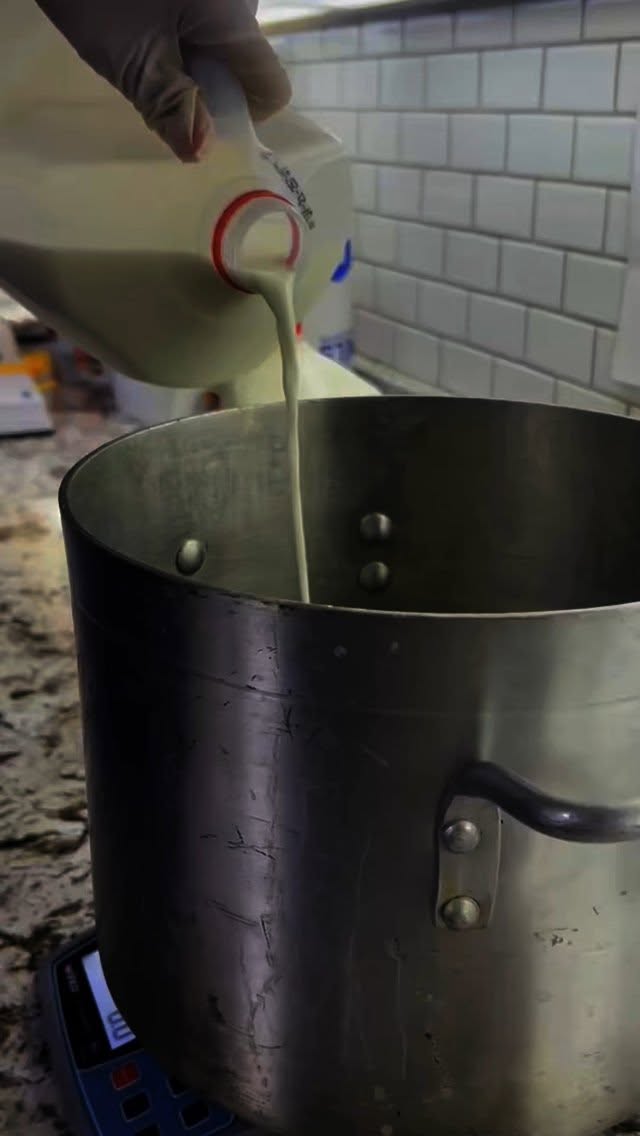 Handcrafted. Small batch. Always local. ๐ฆโจ
At Allieโs Twisted Ice, we craft our Twisted Ice and Vanilla ice cream the old-school way โ with care, by hand, right here in Baldwin County. Itโs not just a scoopโฆ itโs a labor of love #twistedice #fairhope #baldwincounty #sweettreats ##dessert #alabama #healthy #familyvibes #gulfcoast #icecream #vanilla