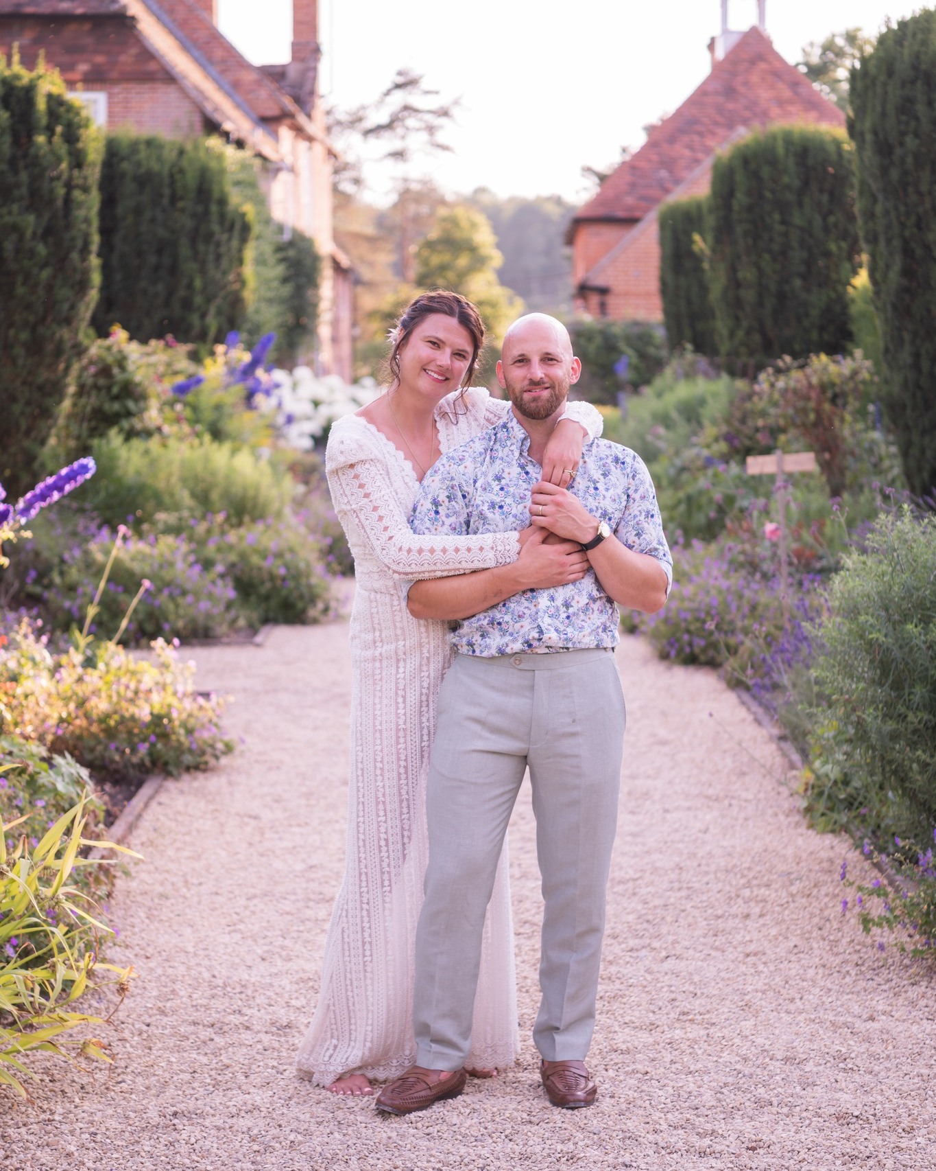 š HUGE congratulations to Molly & Josh on their absolutely magical festival-style wedding at Bucklebury Farm this weekend!
What an incredible celebration - from the heartfelt hand-fasting ceremony with celebrants who were actually friends of the couple, to Gordon (their adorable dog!) carrying the ribbons down the aisle. The Russian folk band had everyone dancing, and that chair lifting moment was absolutely EPIC! All set against the stunning backdrop of a beautiful lake with perfect festival weather āļø
There's nothing quite like couples who dare to do things differently and create a wedding that's uniquely THEM. Molly & Josh, your day was pure magic and we feel so honoured to have captured these wild, beautiful moments for you!
Dress Designer @rosa_clara
MUA @rjbeauty_mua
Band @buffoswake
DJ @cherry_bar_and_events
Photography Team @robinsonroadphotography
@gordonmacthorn @thornj2
#WeddingPhotography #FestivalWedding #BuckleburyFarm #HandFasting #WildlyInLove #RobinsonRoadPhotography #WeddingDay #LoveStory #NaturalPhotography