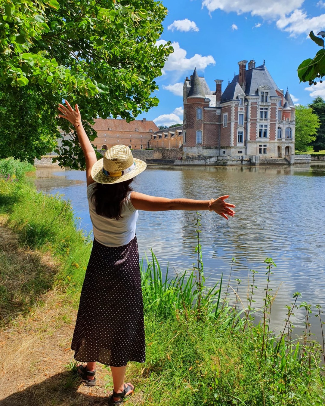 Au-delĂ de la nature, Loire en vie recĂšle de trĂ©sors culturels. En aoĂ»t, partez Ă la rencontre de nos villages de caractĂšre et des chĂąteaux emblĂ©matiques đ°âš
Saurez-vous deviner quels sont ces chĂąteaux ?
đ·V.Treney CRT Centre Val de Loire / C.Mouton CRT Centre Val de Loire
#Loireenvie #Patrimoine #Loiret #vacancesenfrance