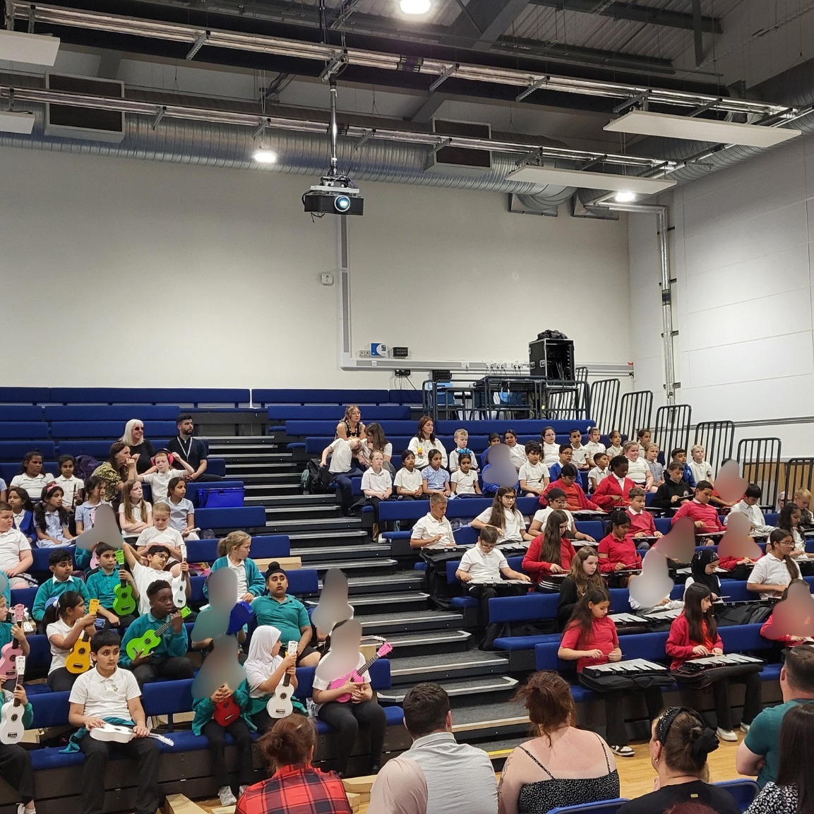 We began July with Big Blast, bringing together children from schools across the borough to play and experience the joy of music.
We began this years two-day Big Blast at Winterhill School, with drums, violins, ukuleles, guitars, brass and recorders. And continued the next day with a show in front of parents at Oakwood High School featuring ukuleles, recorders and glockenspiel.
We owe a huge thank you to the children, their teachers and our own music teachers for continuing to spread the joy of music and community throughout the borough. We must also thank the parents for encouraging and allowing your children to take part in these events, showing them the true value of performing together.
Music is more important to a well rounded education than it seems, we are privileged to provide a service that can help grow confidence, skills and teamwork. We hope to continue to spread the joy and value of music for a long time, and we are so grateful that you choose to go on this journey with us.
#rotherhammusic #music #youth #localtalent #Performance #rotherham #SouthYorkshire #musiccommunity #youngmusicians #Livemusic #Guitars #events #youngcreatives #musiceducation #musiclessons #musiclesson #RotherhamIsWonderful #oakwoodhighschool #strings #musician #MusicSchool