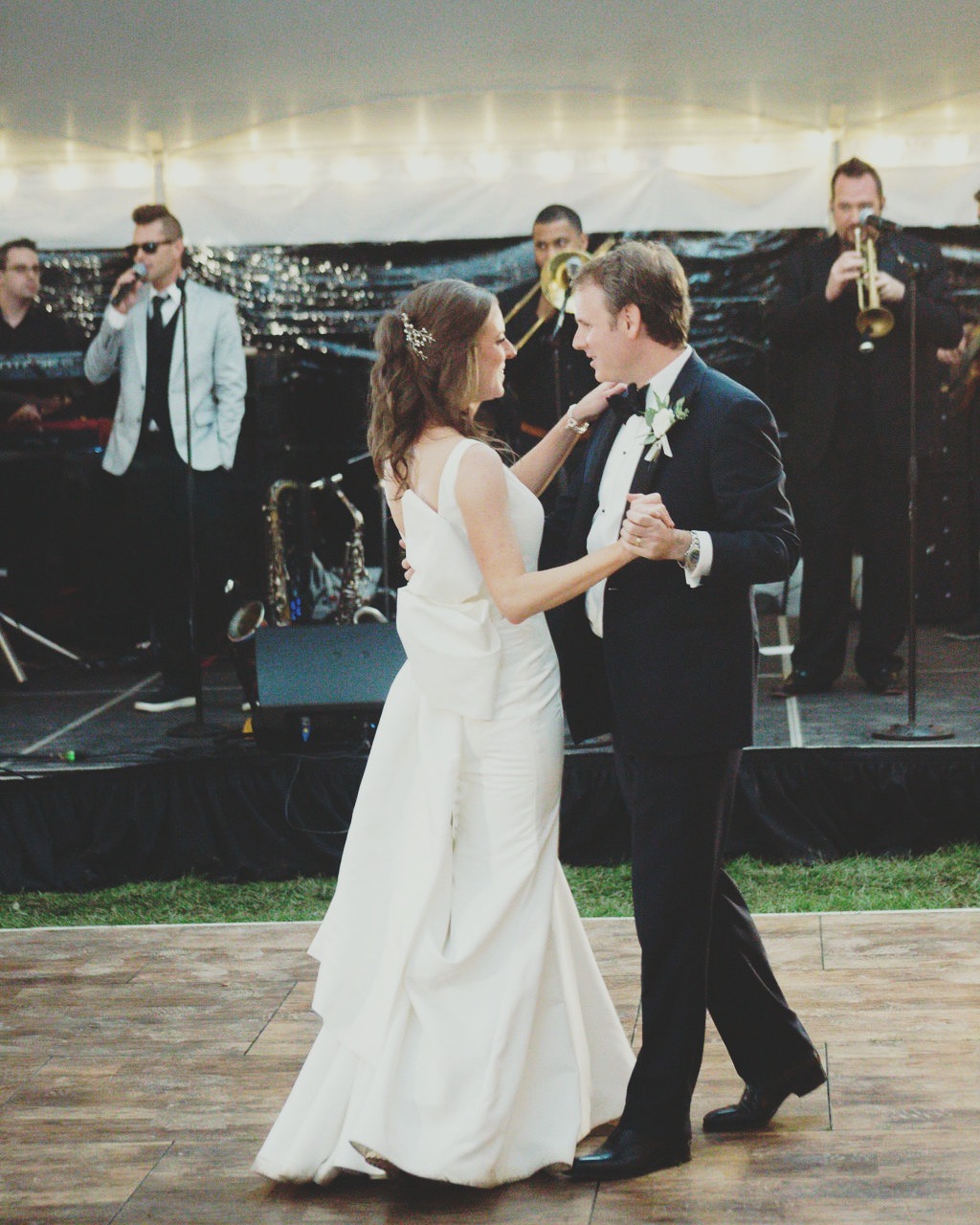 🎯 This bride gave us this feedback after her wedding day.🥹 👉 @claireforrestfilms #herriottsrentstentsevents