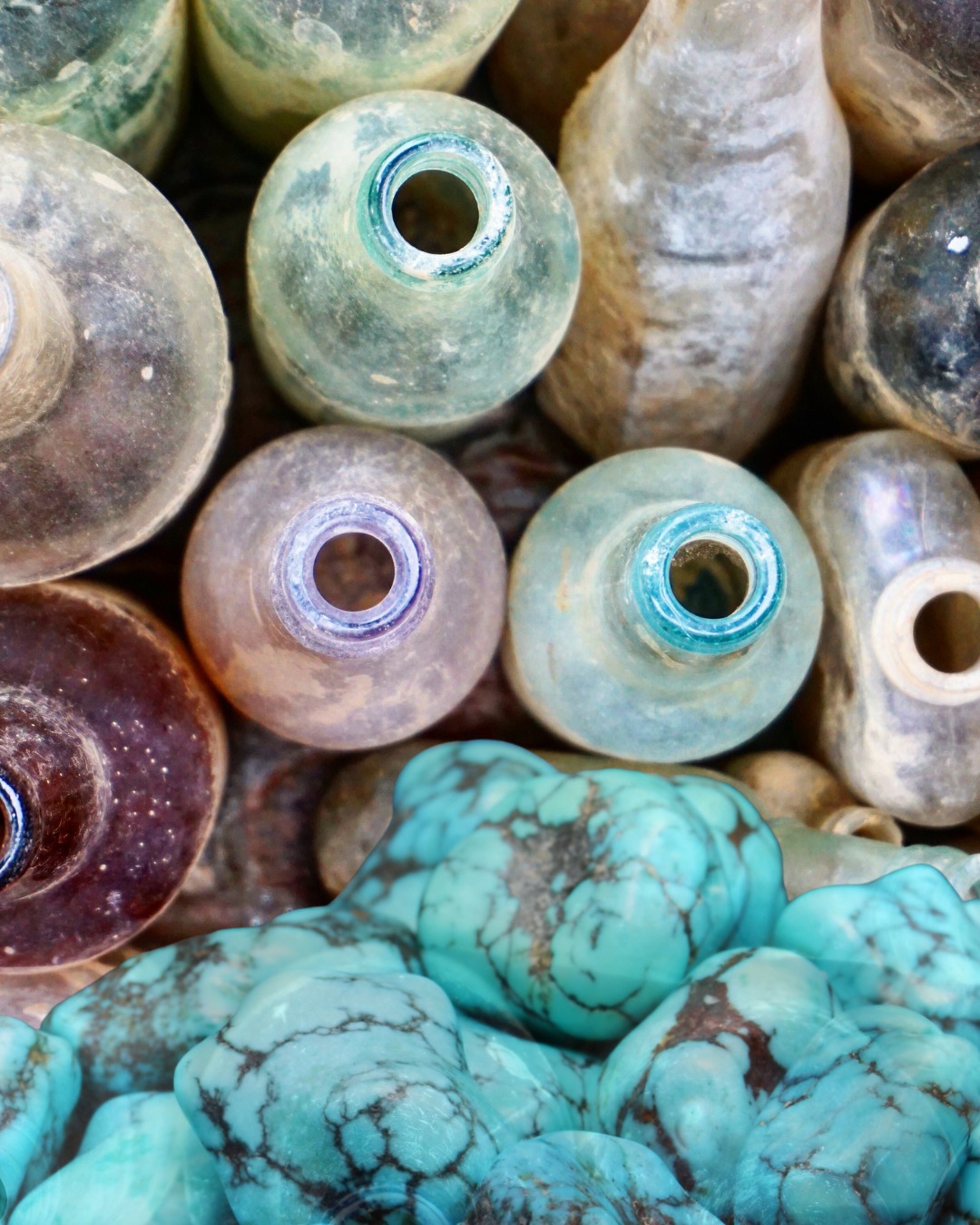Mark your calendars — the Tonopah Rock & Bottle Show is almost here!
Discover one-of-a-kind treasures like antique bottles, rare minerals, and local turquoise at this beloved annual event in the heart of Nevada.
🗓️ July 18–20, 2025
📍 Downtown Tonopah
Explore. Collect. Celebrate Tonopah’s rich mining heritage.
#TonopahRockShow #VisitTonopah #ExploreNevada #NevadaEvents #Rockhounding #BottleCollectors #HistoricNevada #TonopahNevada #RockAndBottleShow #DesertTreasures #TonopahTurquoise #AntiqueBottleShow #TravelNevada