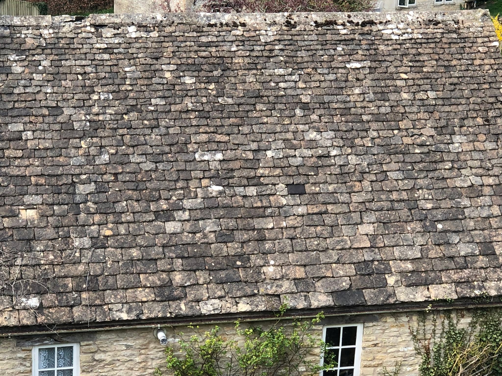 Designer and Cotswolds fan William Morris said the pattern of Cotswolds roofs provided “the same sort of pleasure in their orderly beauty as a fish’s scales or a bird’s feather.” Take my tour to find out about the village where they were created, and why the sizes are graded from small to large as you look down the roof.
#offbeatcotswolds #bluebadgeguide #bluebadgeguides
#britainsbestguides #Cotswolds #thecotswolds
#inthecotswolds #cotswoldcountry #Cotswolds_Culture #lovethecotswolds
#discoverthecotswolds #visitthecotswolds #discovercotswolds #cotswoldslife #cotswoldlife #thecotswolds
#your_cotswolds
#cotswolds #thecotswolds #cotswoldvillage #visitengland #englishvillage
#englishcountryside
#explore_britain_ #traveling_uk
#photosofengland #instabritain #europetravel
