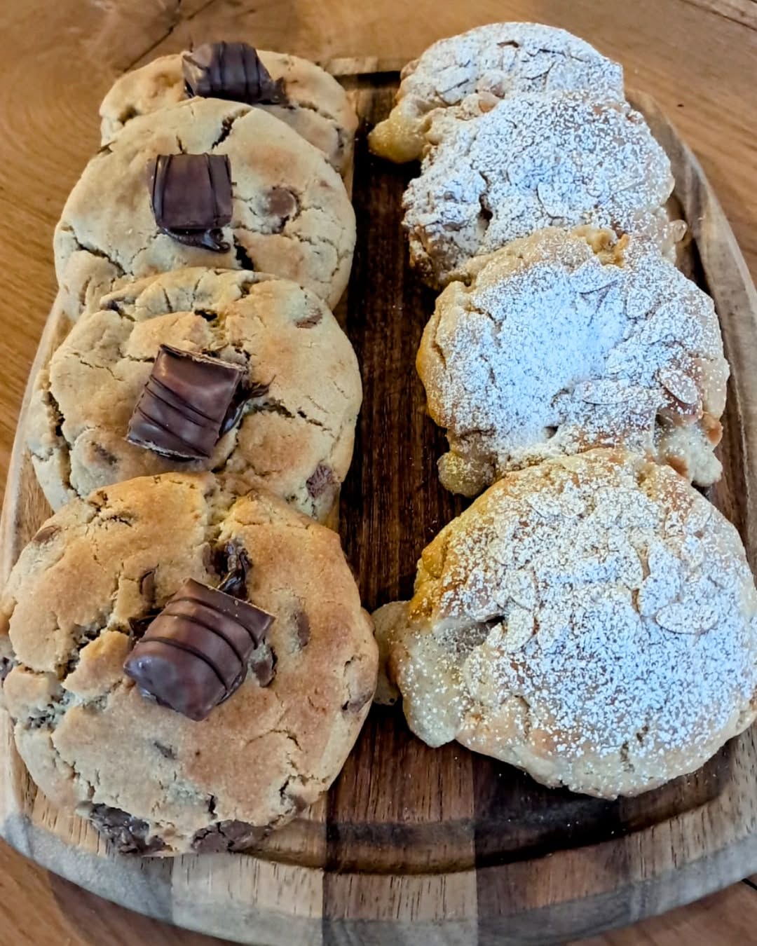 Fresh this morning, Bueno & Nutella Almond Croissant Cookies! 😋