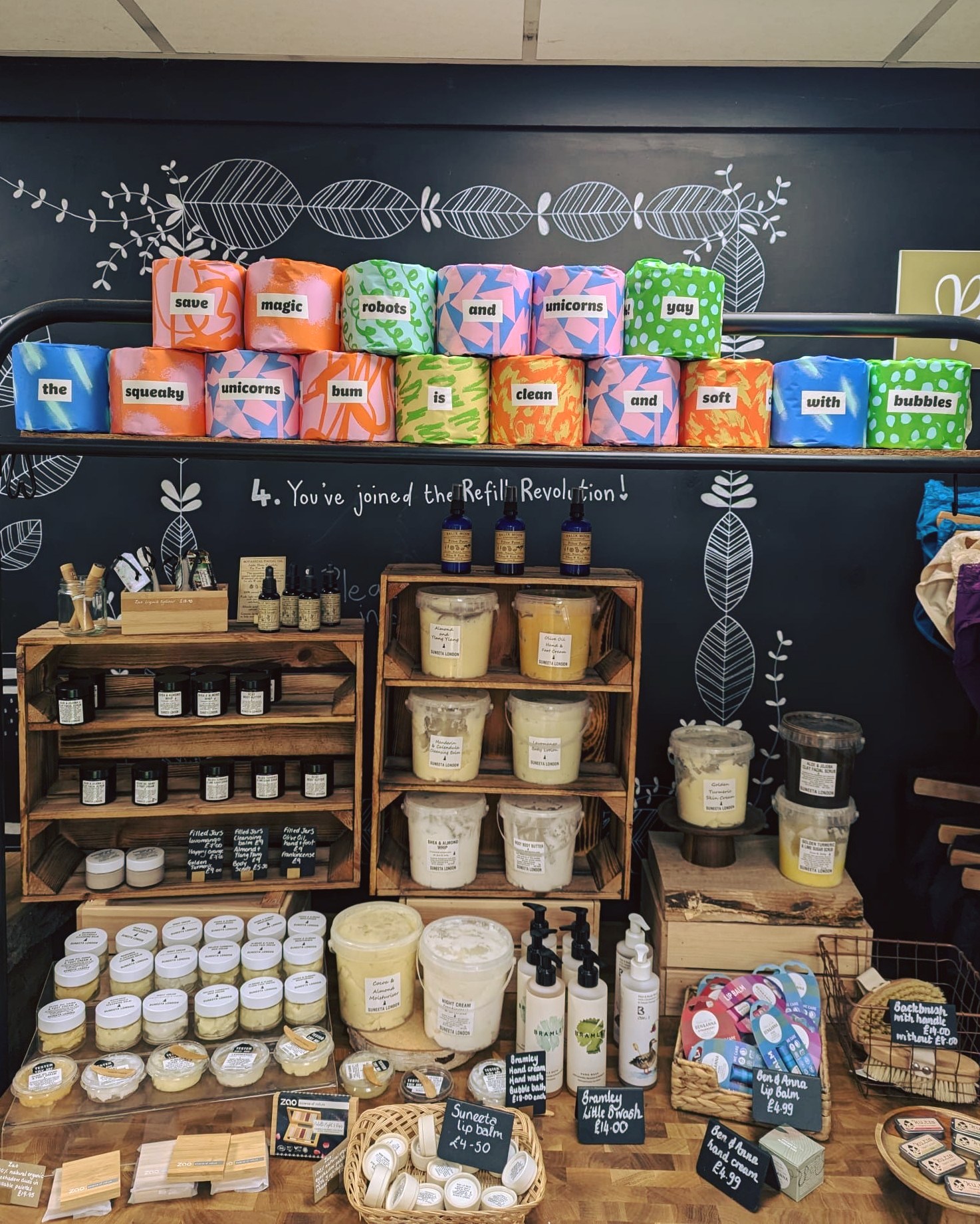 "Should be working in Refill, instead I'm titting around with toilet roll words having a lovely time 😂" - Charlie
Well can you blame her?!
We love everything about @whogivesacraptp
The rolls are double length and profits are used to develop sanitation in developing countries.
You can buy singles, packs or 4 or 6 from us, which is a great way to try before you buy.
Lots of you prefer to take a few rolls at a time (in your favourite patterns) 😉
We're open 9am - 4pm.
#whogivesacraptoiletpaper #whogivesacraptp #sustainabletoiletpaper #refillrevolutionmarketharborough #refillnotlandfilluk #sustainableliving #sustainablelifestyle #harbslocal #harbscollective #marketharboroughsmallbusiness #marketharborough