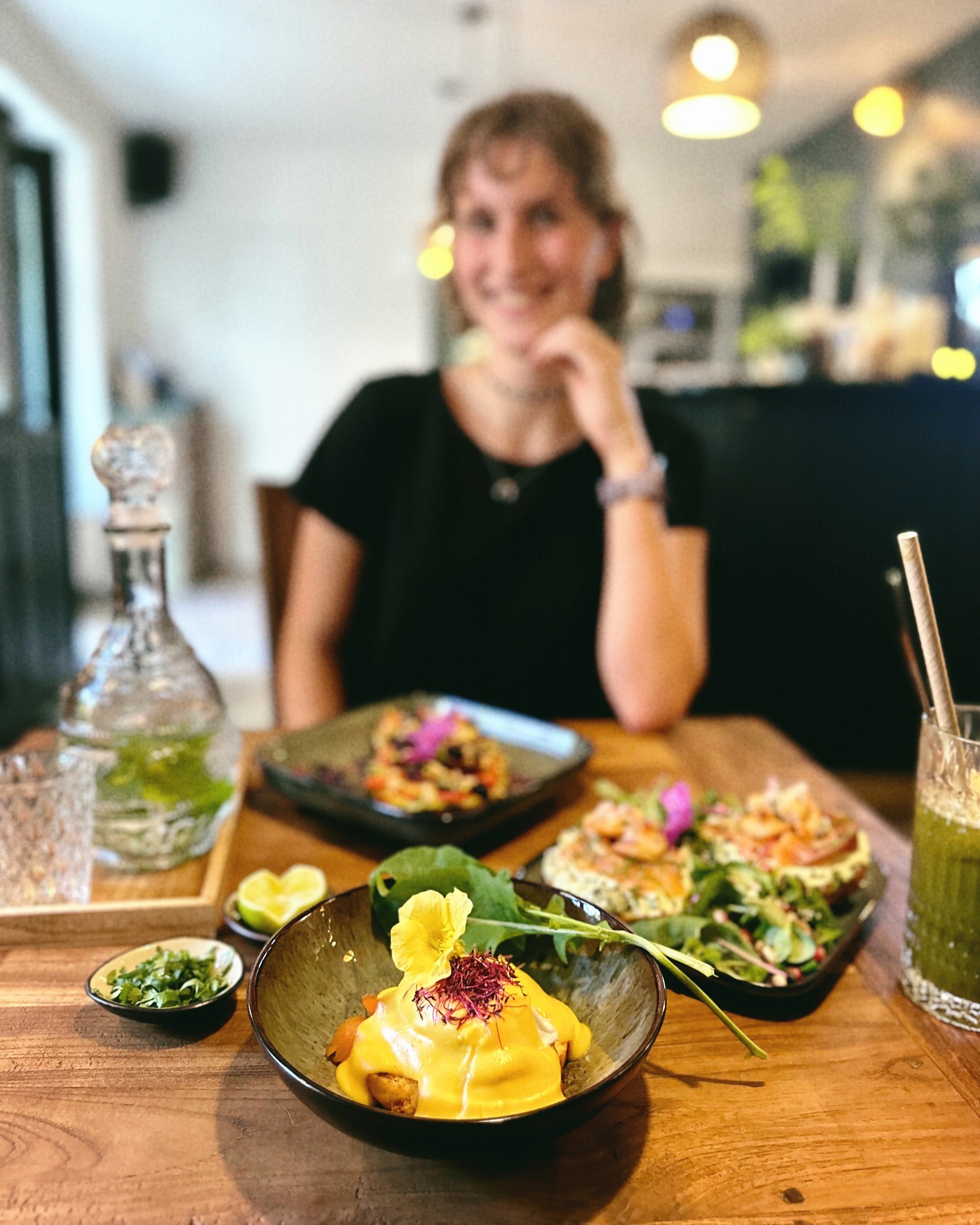 ☀️ Léto s Kristies ☀️
SOBOTA = VY ❤️
BRUNCH = MY ❤️
SOBOTNÍ BRUNCH = VY + MY ❤️
Brunchujeme ☕ ☀️ Celý den. Bez stresu. Bez budíku.
Proto neminete ten pravý čas. Stačí dorazit a nechat svět chvíli běžet bez vás! 💫
#letoskristies #kristies #brunch #brunchtime #prague