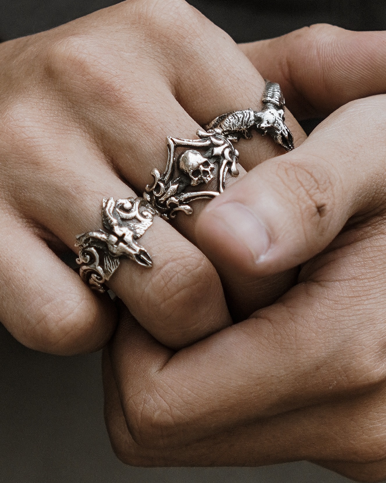 Lanyx, Lucius and Lanath in 925 silver material, our tiny jewelry collection for those who have a small or skinny fingers, it will fit perfectly for you, lads! ☠
__
WORLDWIDE ORDER:
• www.ironclan.co/shop
• ironclanjewelry.etsy.com
__
INDONESIA ORDER:
• tokopedia.com/ironclanchamber
__
#IronclanJewelry #Ironclanrings #Newrelease
#inkedmagz #gothicjewelry #gothicfashion
#Handmadejewelry #womenjewelry #demonology
#mementomori #gothicrings #skullrings #925silver