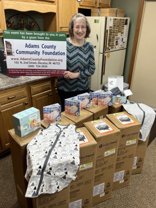 The Adams County Community Foundation recently was able to award the Hope Clinic with a grant from the Earl & Pam Johnson Women's fund for children's supplies. With the Johnson funds the Hope Clinic was able to purchase ten 'pack and plays', five 'safe-sleep' books, and six 'sleep sacks'. The purchased supplies completed ten sets of safe sleep items for babies.