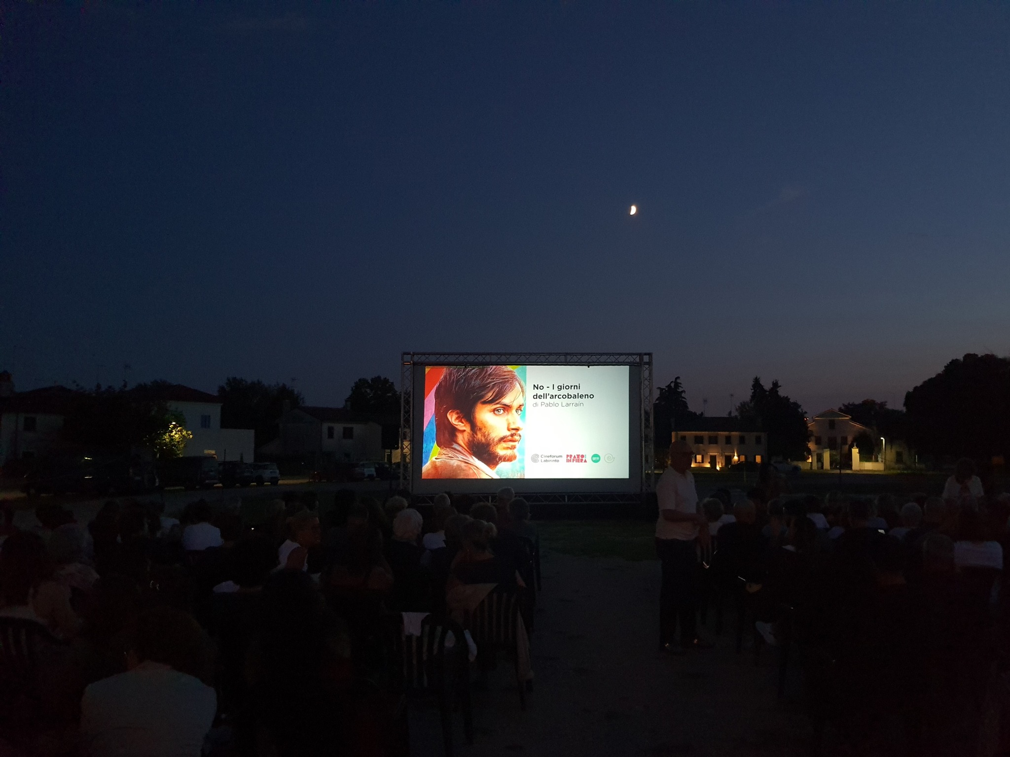 Grazie a chi è stato con noi ieri sera a Prato in Fiera!
Una bellissima serata di cinema, confronto e partecipazione. 💜
Un grazie speciale alle realtà che ci hanno aiutato a renderla possibile:
@gra_granderaccordoambientale, @cineforumlabirintotv, @attivi.tv,@legambientetreviso, @nonunadimenotreviso, @comitatocontrolaguerratreviso e @osteriacanova
Con l’appuntamento ieri si chiude la stagione estiva di Prato in Fiera… ma ci rivediamo a settembre: ad animare il prato ci penseranno gli amici di @trevi.blues 🎶
#PratoinFiera #Freeprato