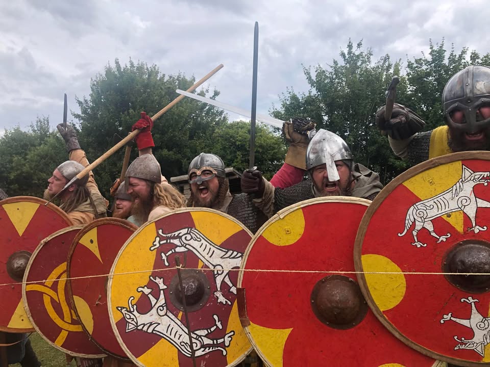 Some more photos from the Dark Ages Weekend at the @ancient_technology_centre
Kindly submitted by a guest who attended the event ⚔
#AncientTechnologyCentre #DarkAgesWeekend #LivingHistory #TheATC #Cranborne #Vikings #Vikingsociety #Ulfhedinn #Ulfhedinnvikings #darkages #livinghistory #tabletweave #vikingbattle #warriors #sheildwall #kiddievike #vikingsociety #dorset #thevike #anglesaxon #saxon #dane #norse #wessex #axe #spear #reenactment #vikingcraft #vikingskills #sword