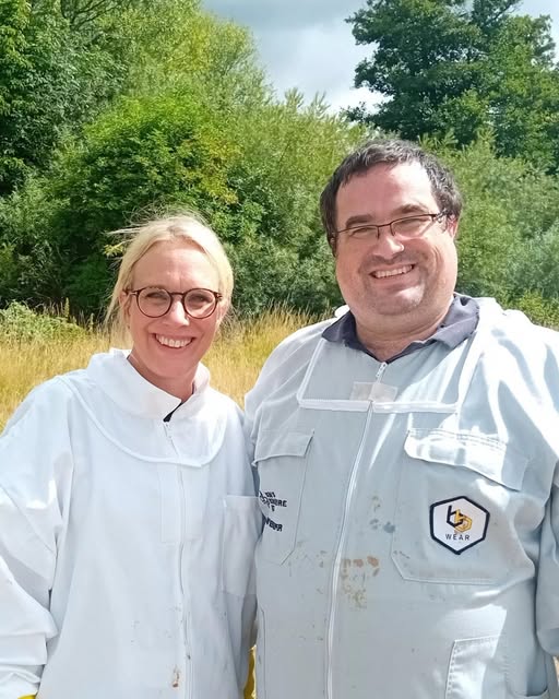 The interview that I recorded with Kirsten O'Brien from BBC Radio Berkshire is going to be broadcast this Thursday (8th) between 10 and 12 on Kirsten's show.